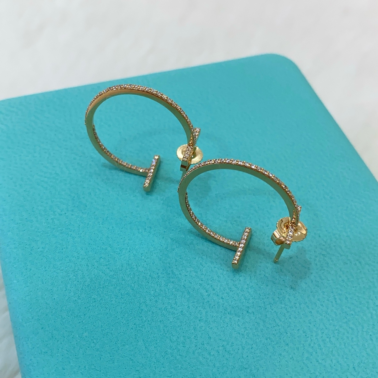 Tiffany detail 2