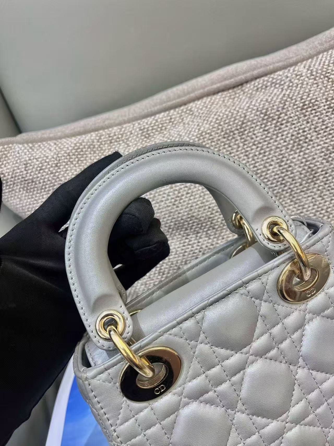 Dior detail 7