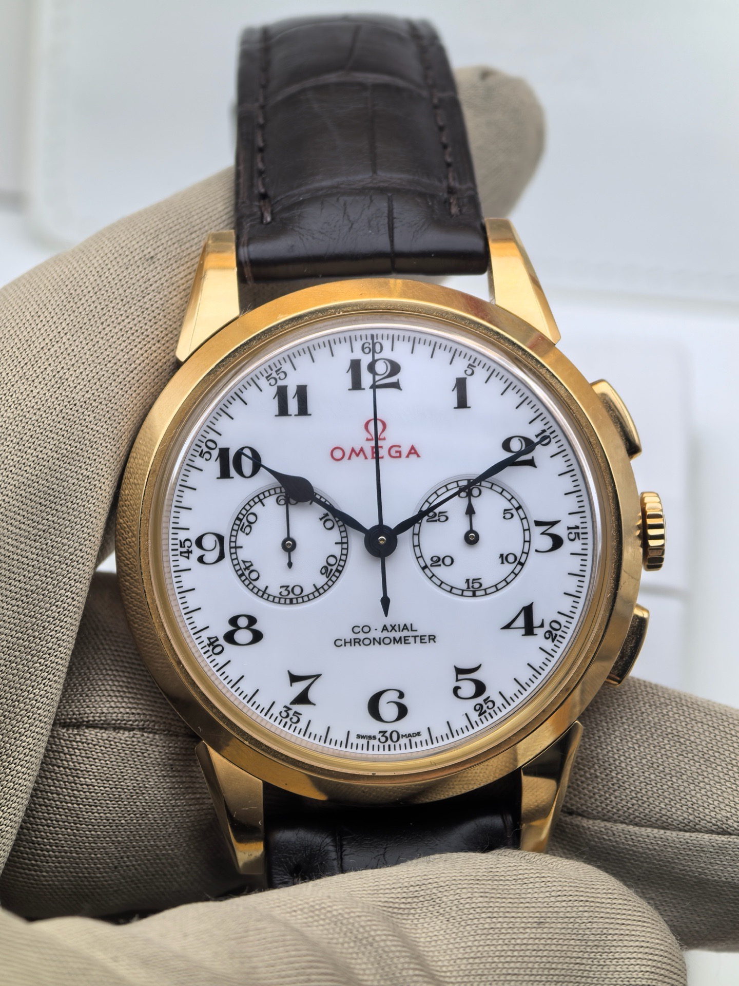 Omega 522.53.39.50.04.001 detail 4
