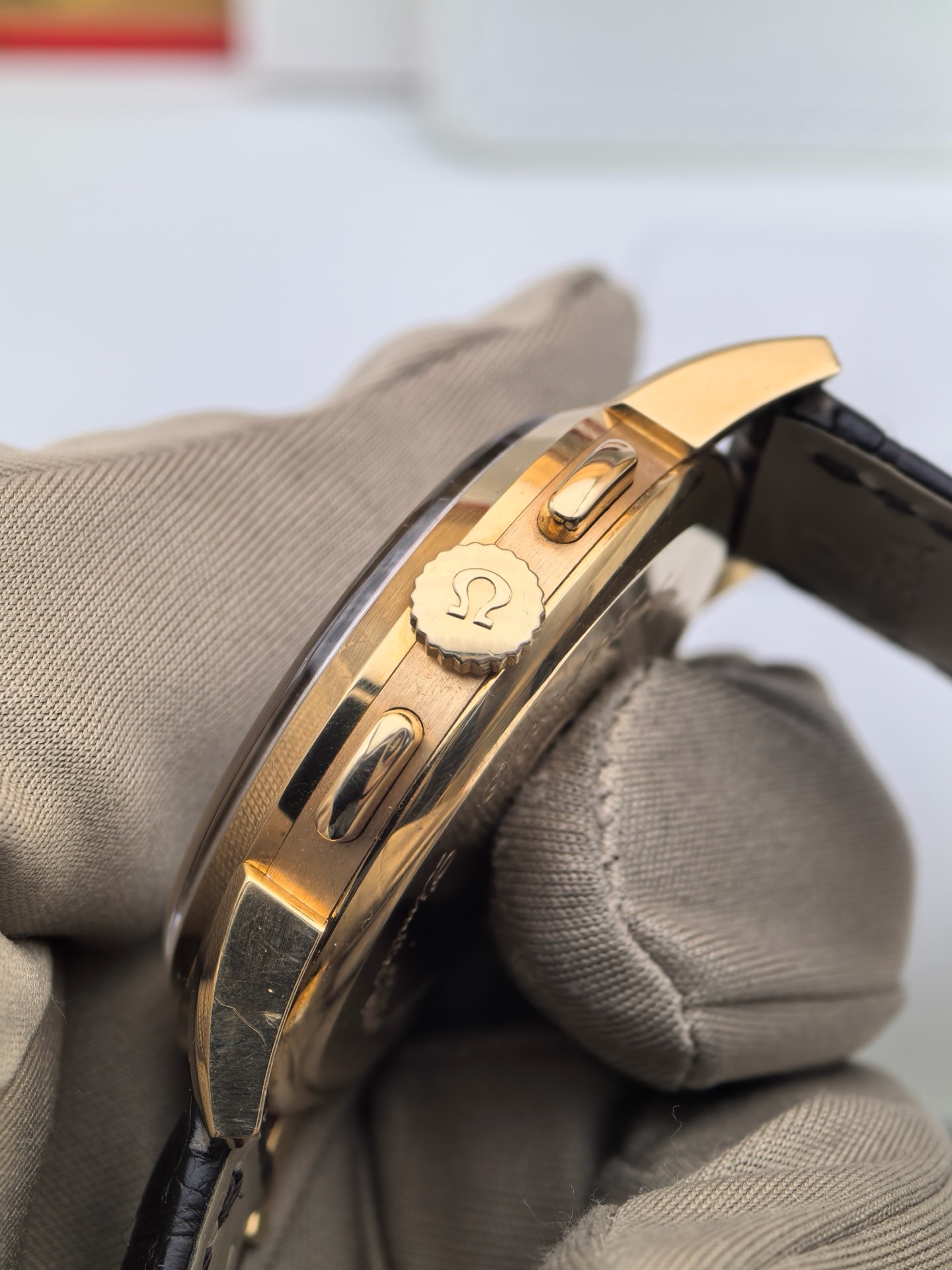 Omega 522.53.39.50.04.001 detail 5