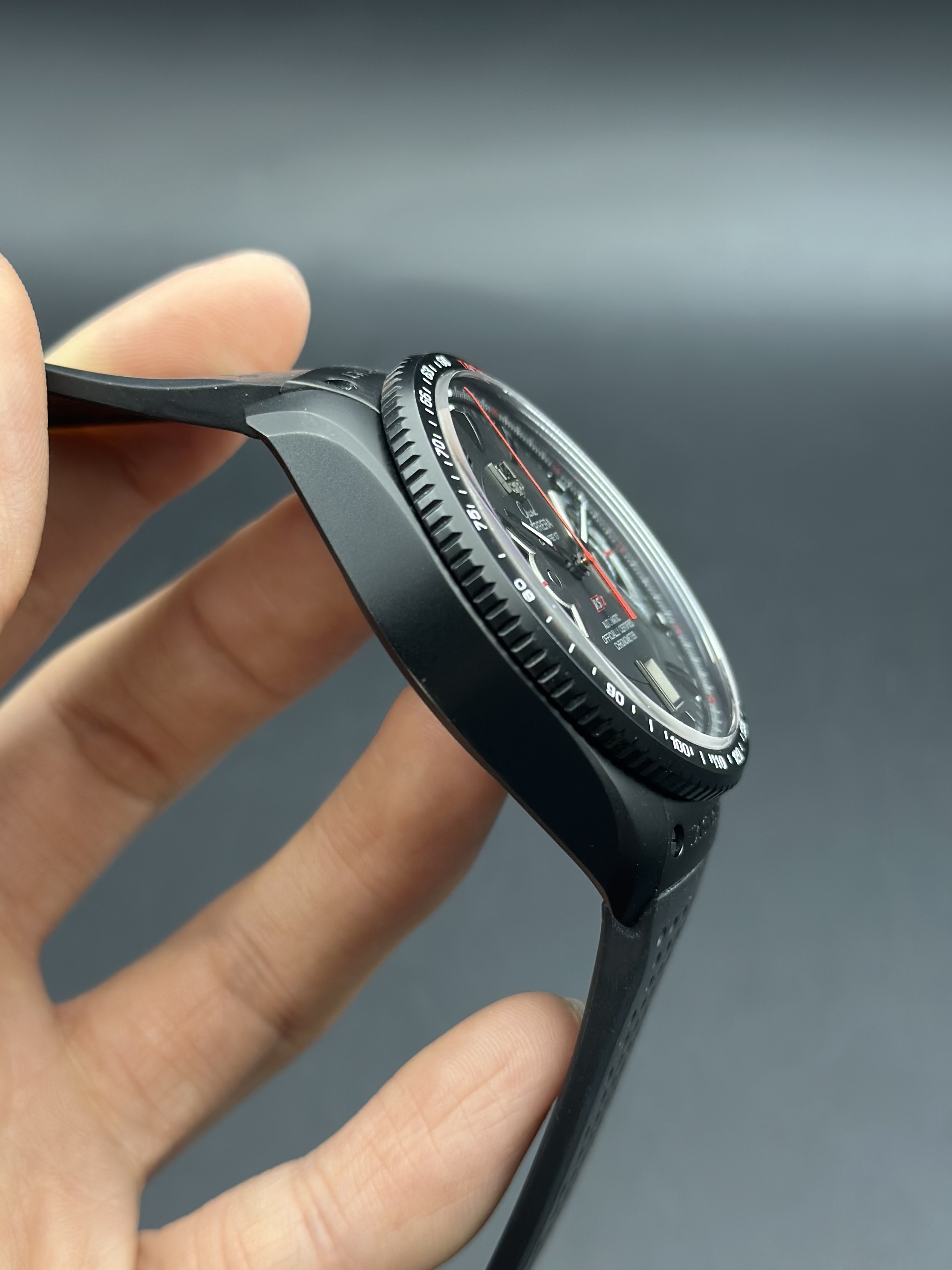 TAG Heuer CAV518B.FT6016 detail 2