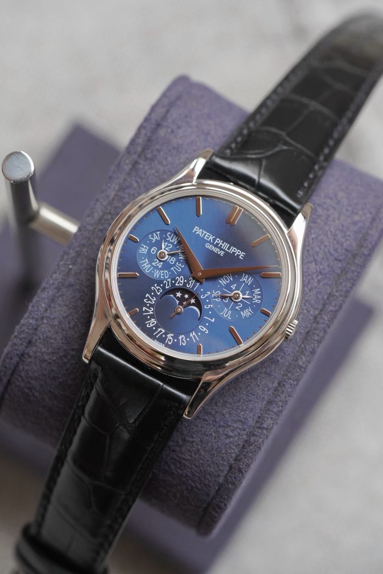 Patek Philippe 5140p detail 1