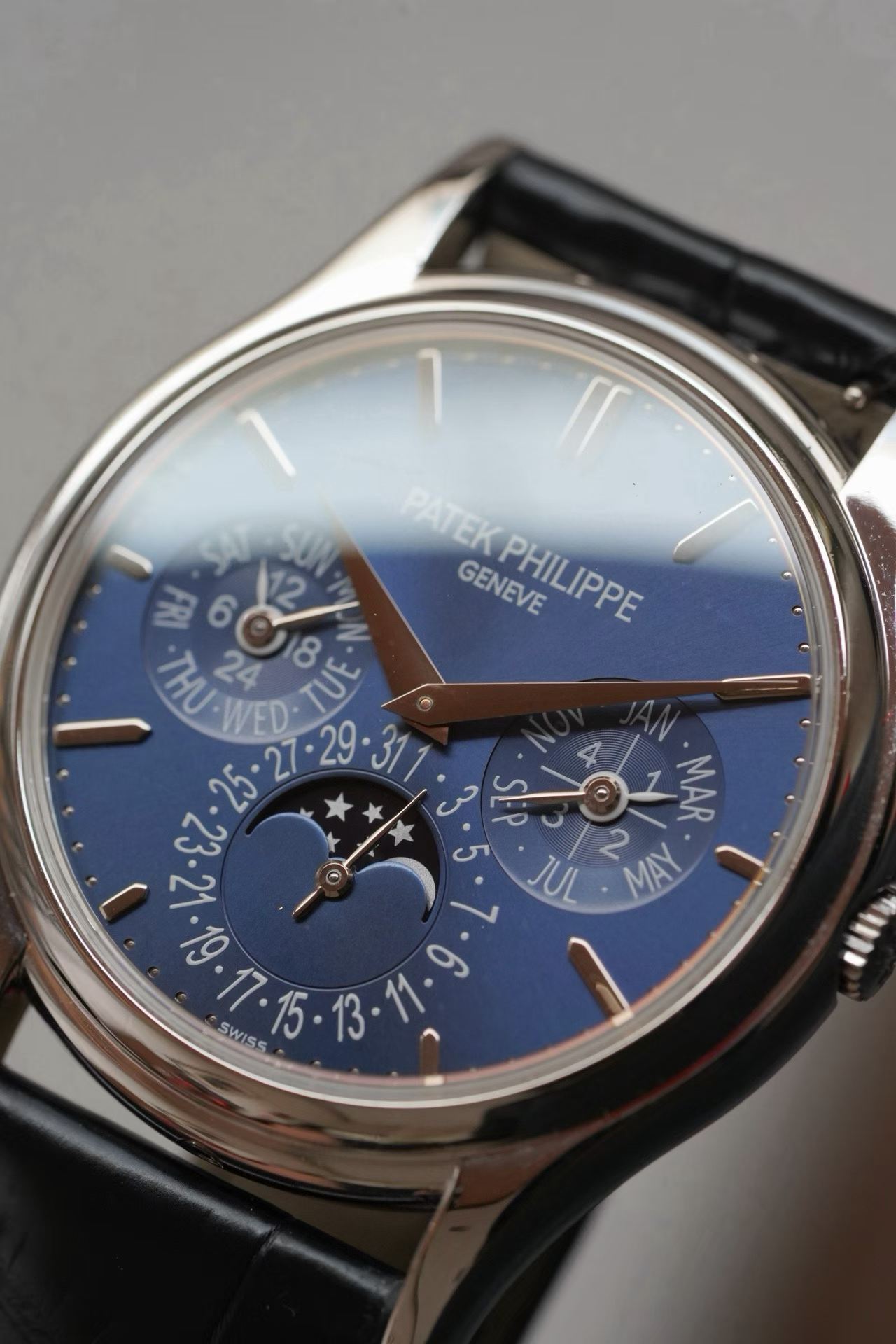 Patek Philippe 5140p detail 2