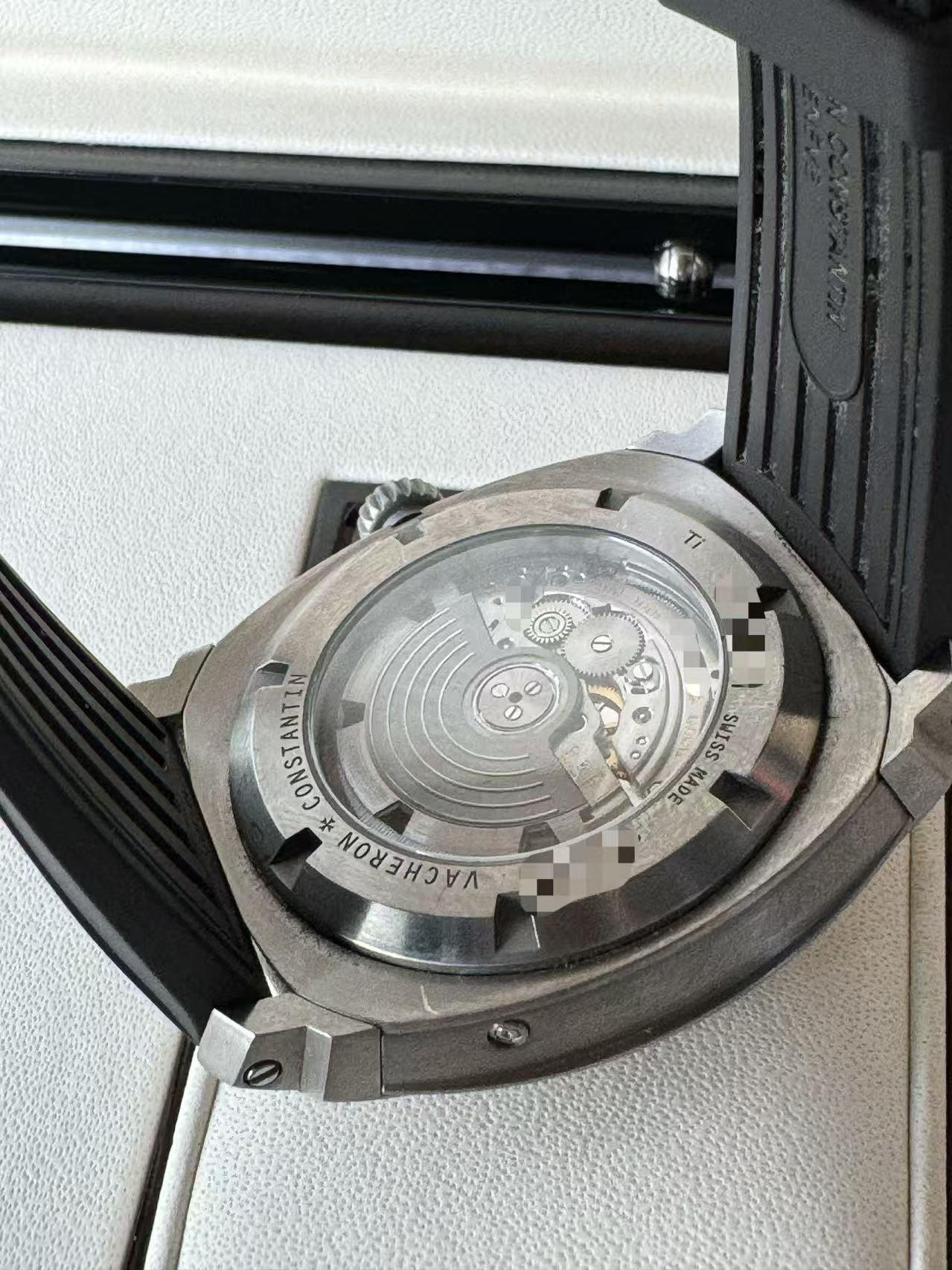 Vacheron Constantin 85050 / 000 T detail 2