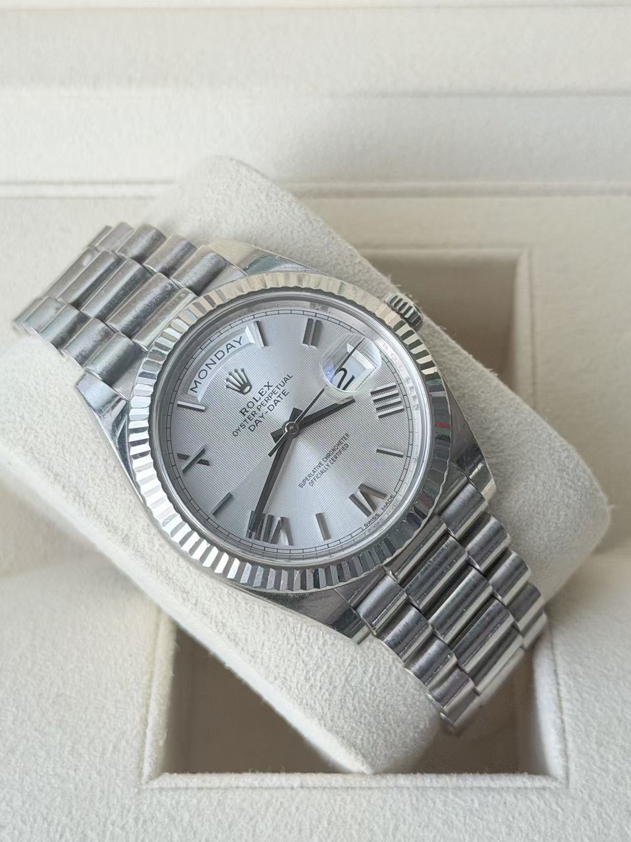 Rolex 228239-83419 detail 2