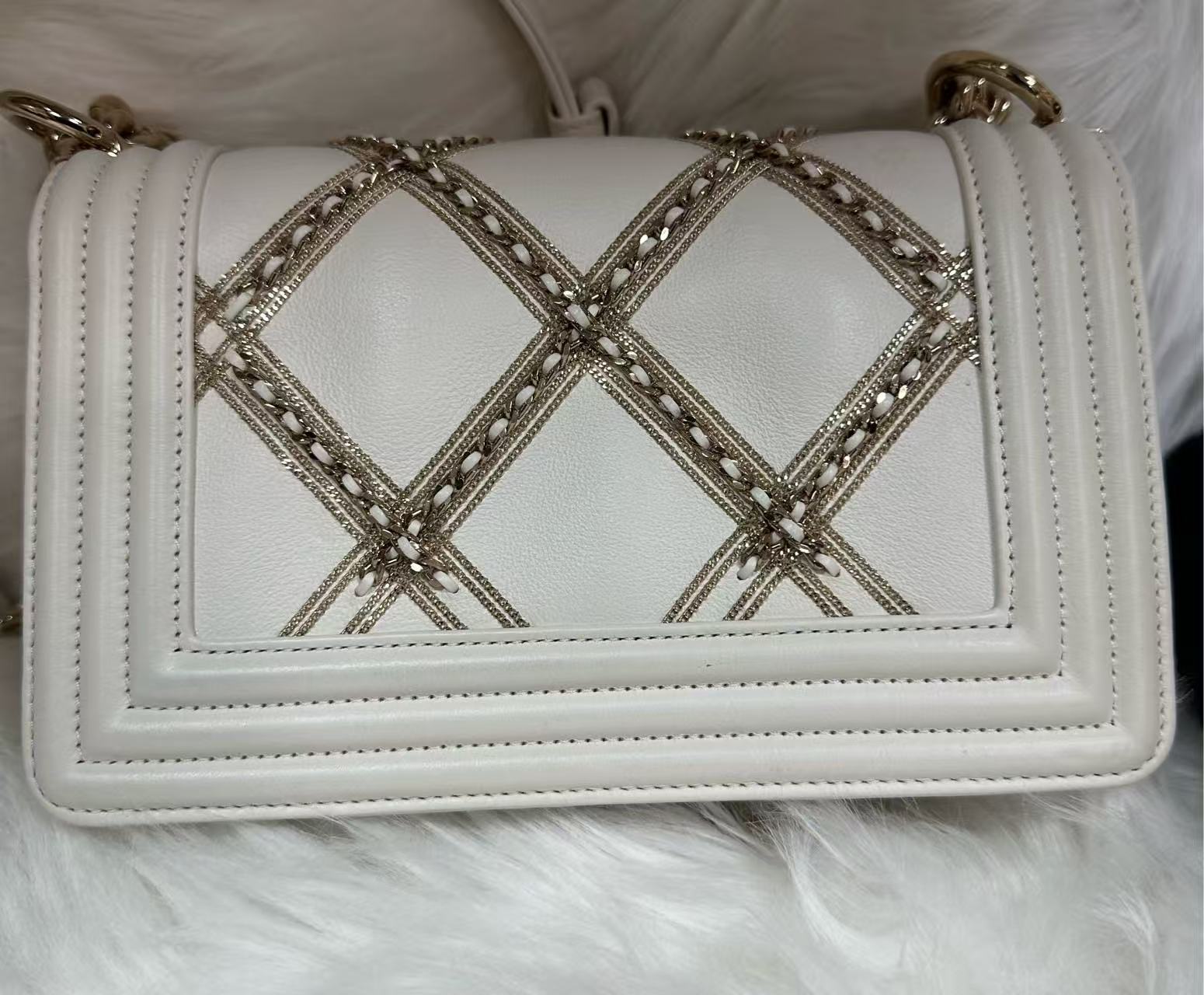 Chanel detail 4