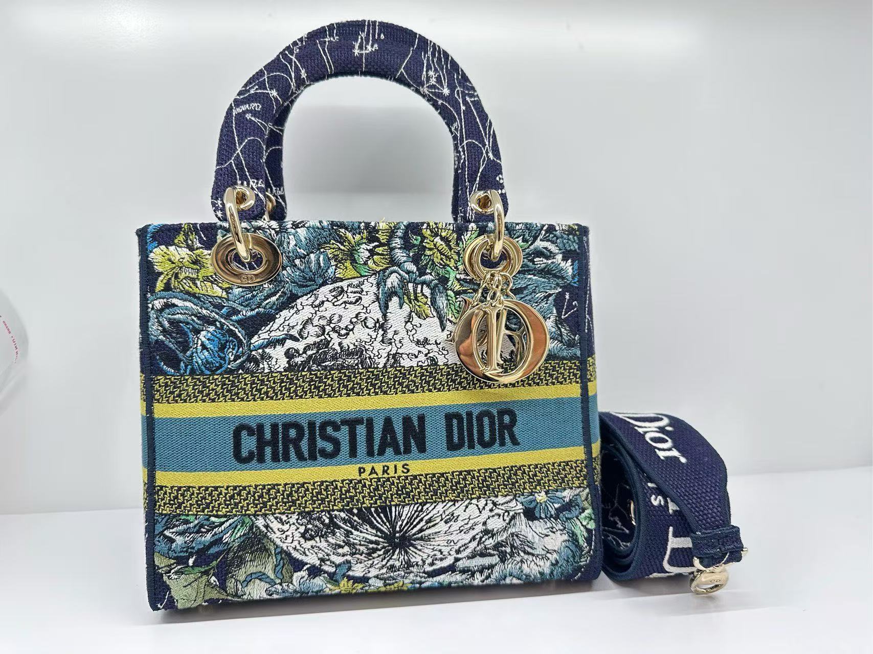 Dior