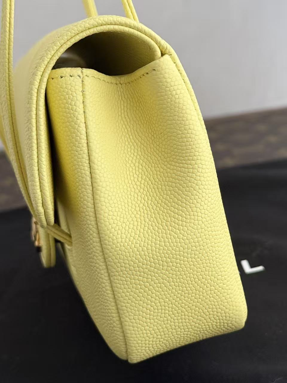 Chanel detail 3