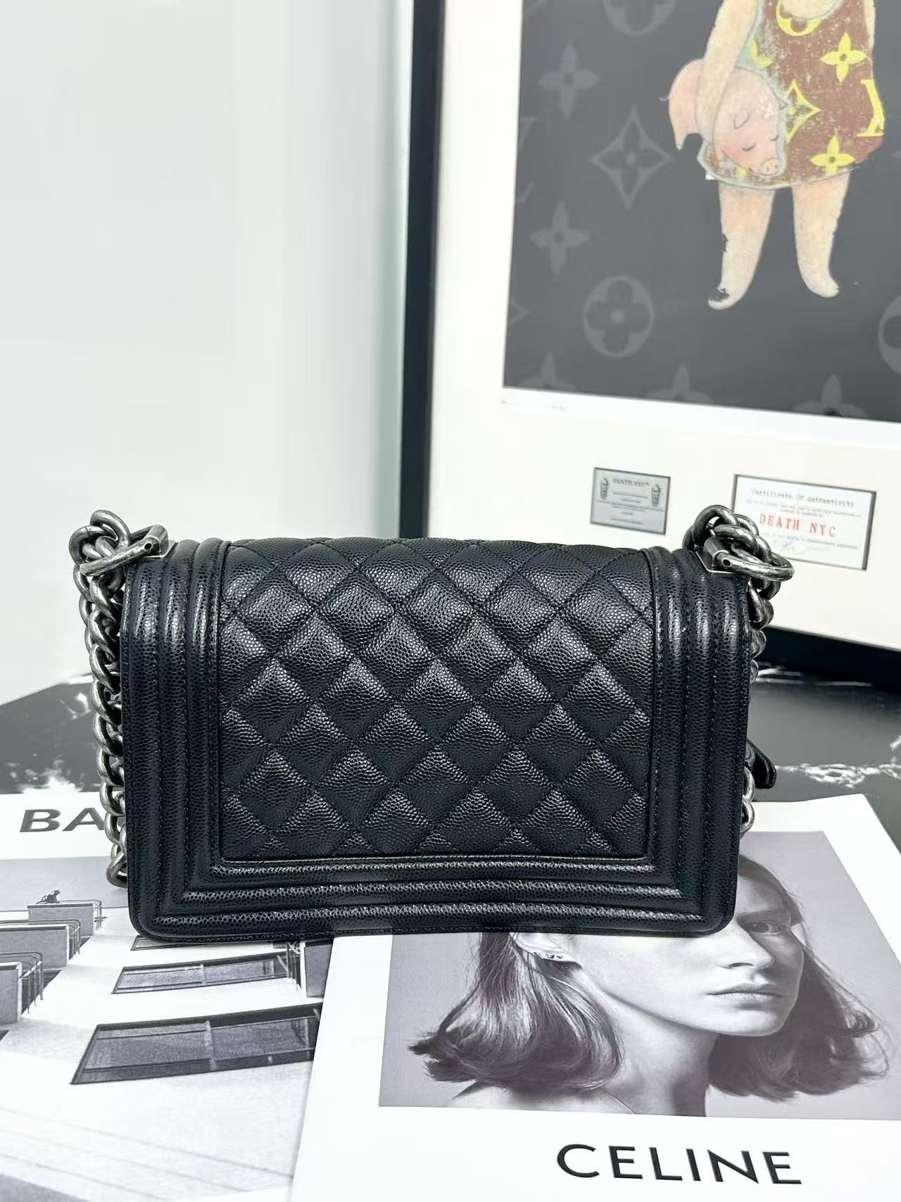 Chanel detail 2