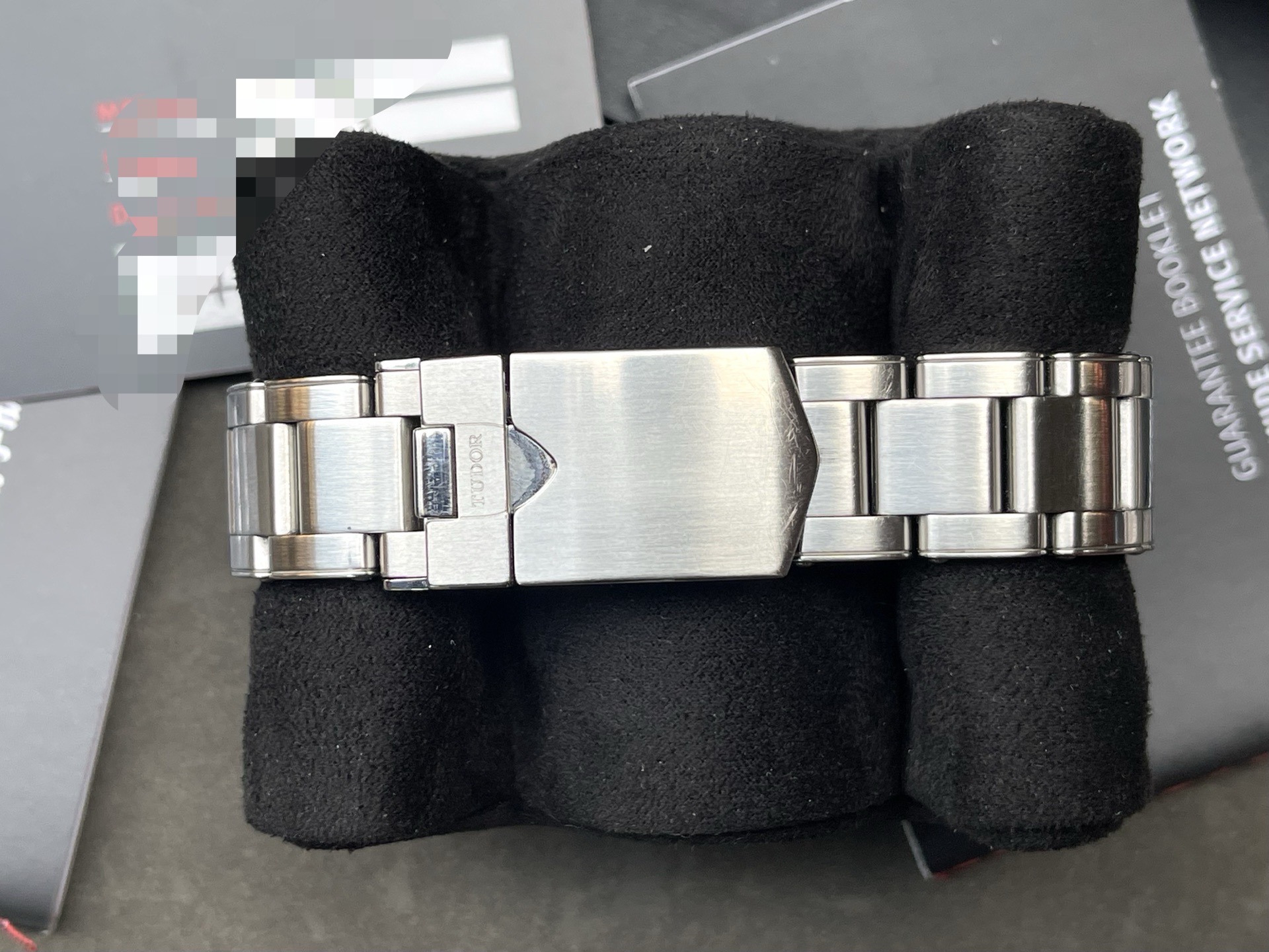 Tudor M79030N-0001 detail 3