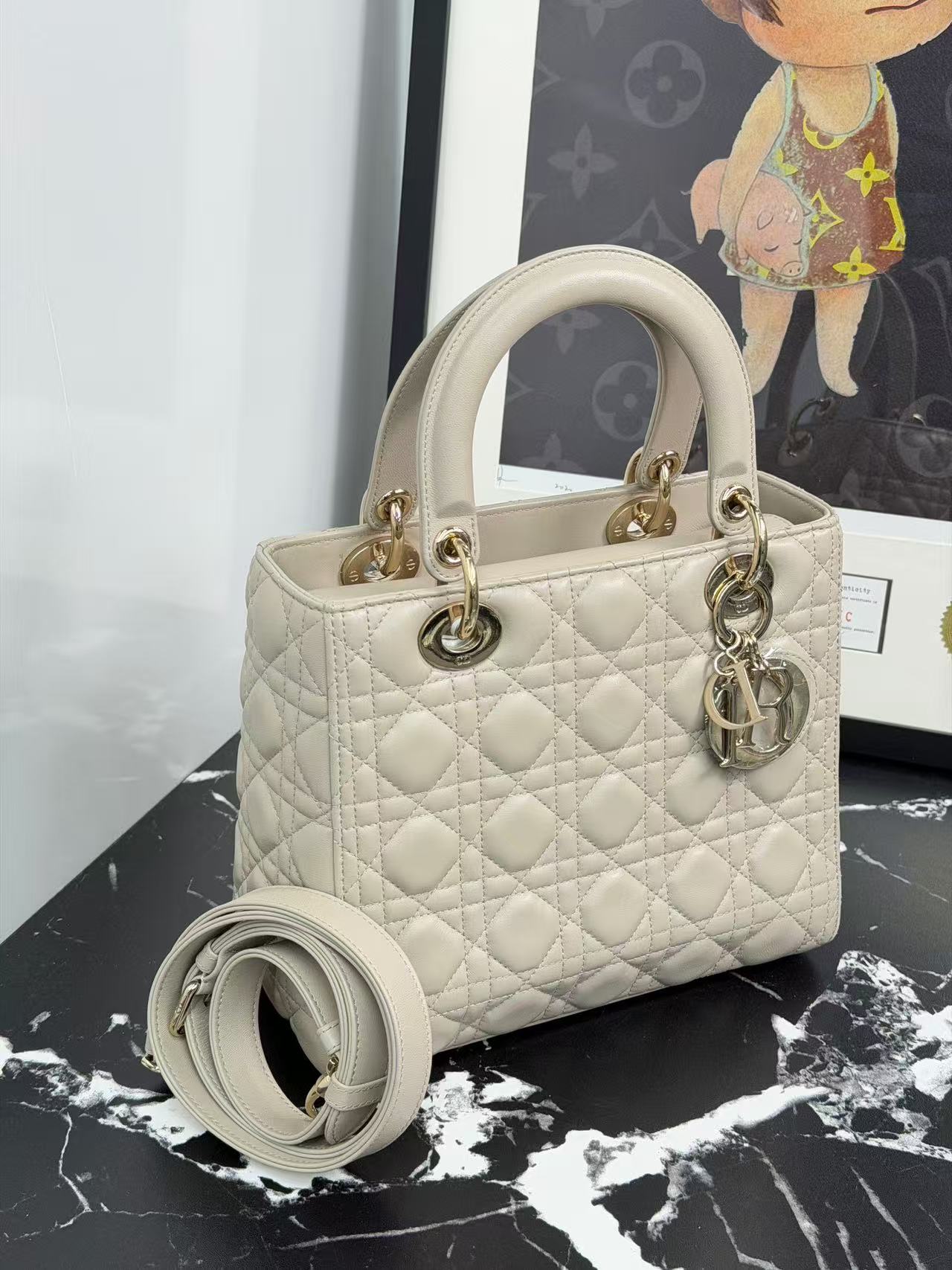 Dior detail 1