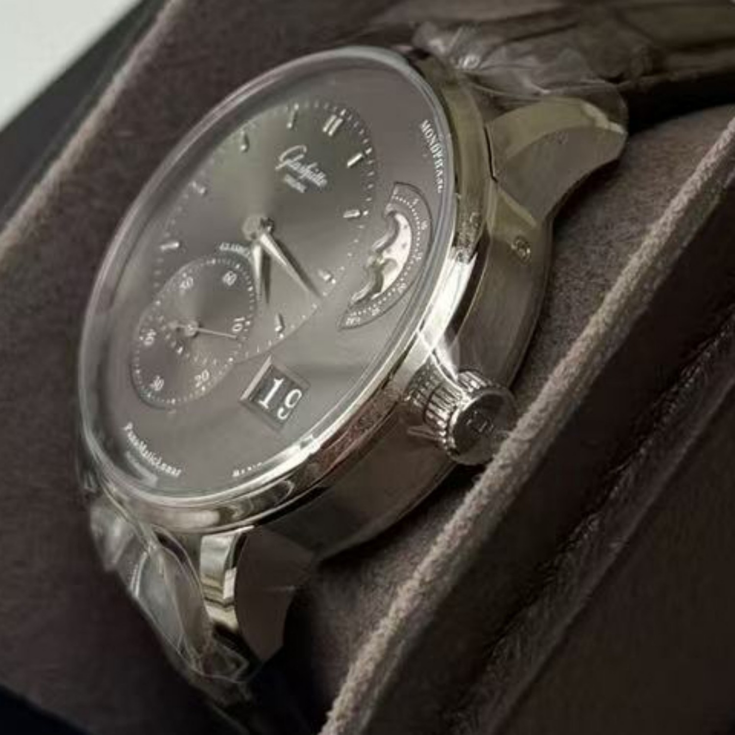 Glash&uuml;tte Original 1-90-02-43-32-62 detail 2