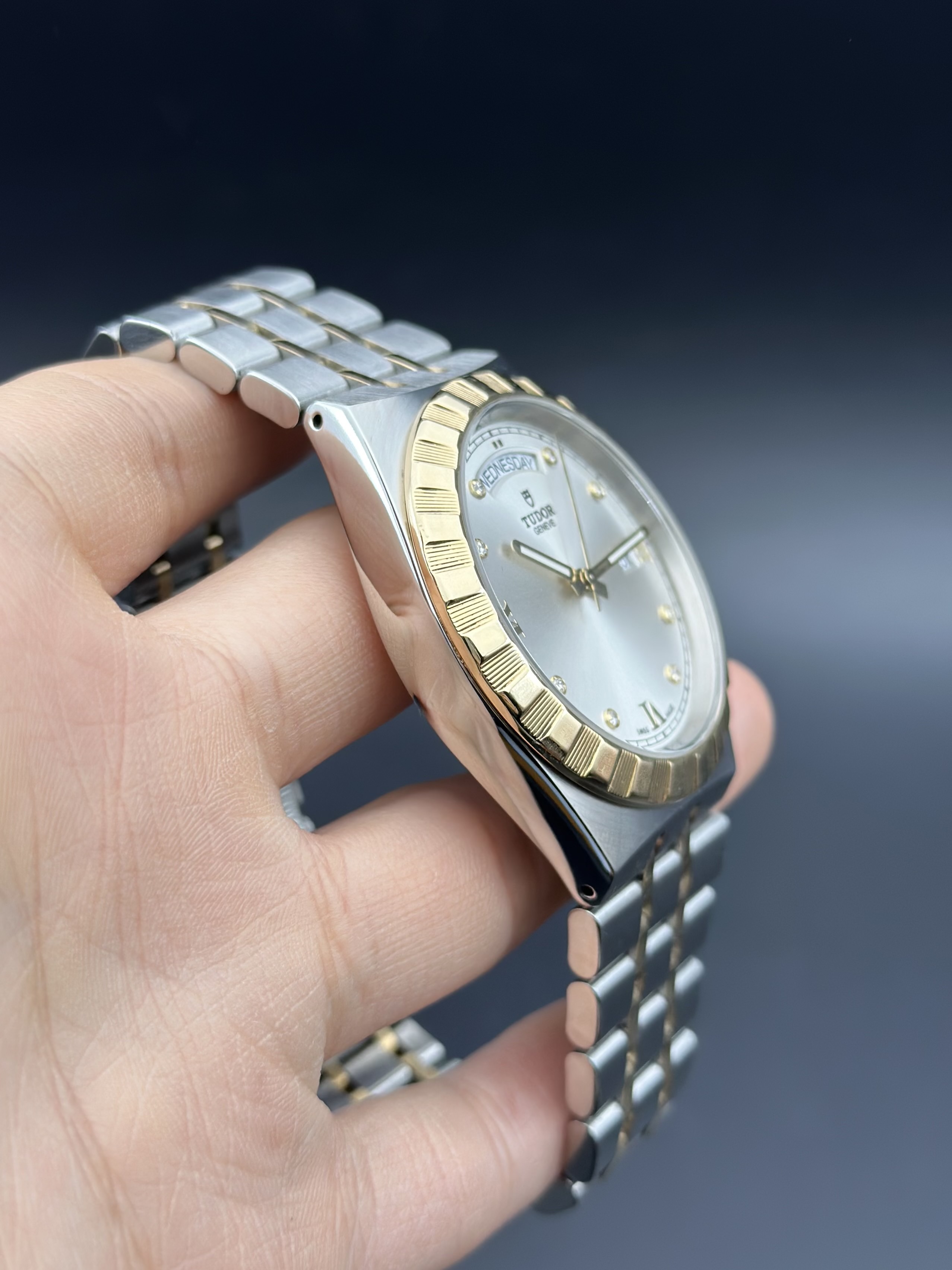 Tudor M28603-0002 detail 2