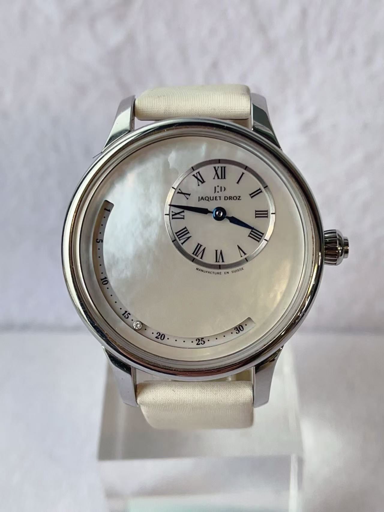 Jaquet-Droz J021010208 detail 4