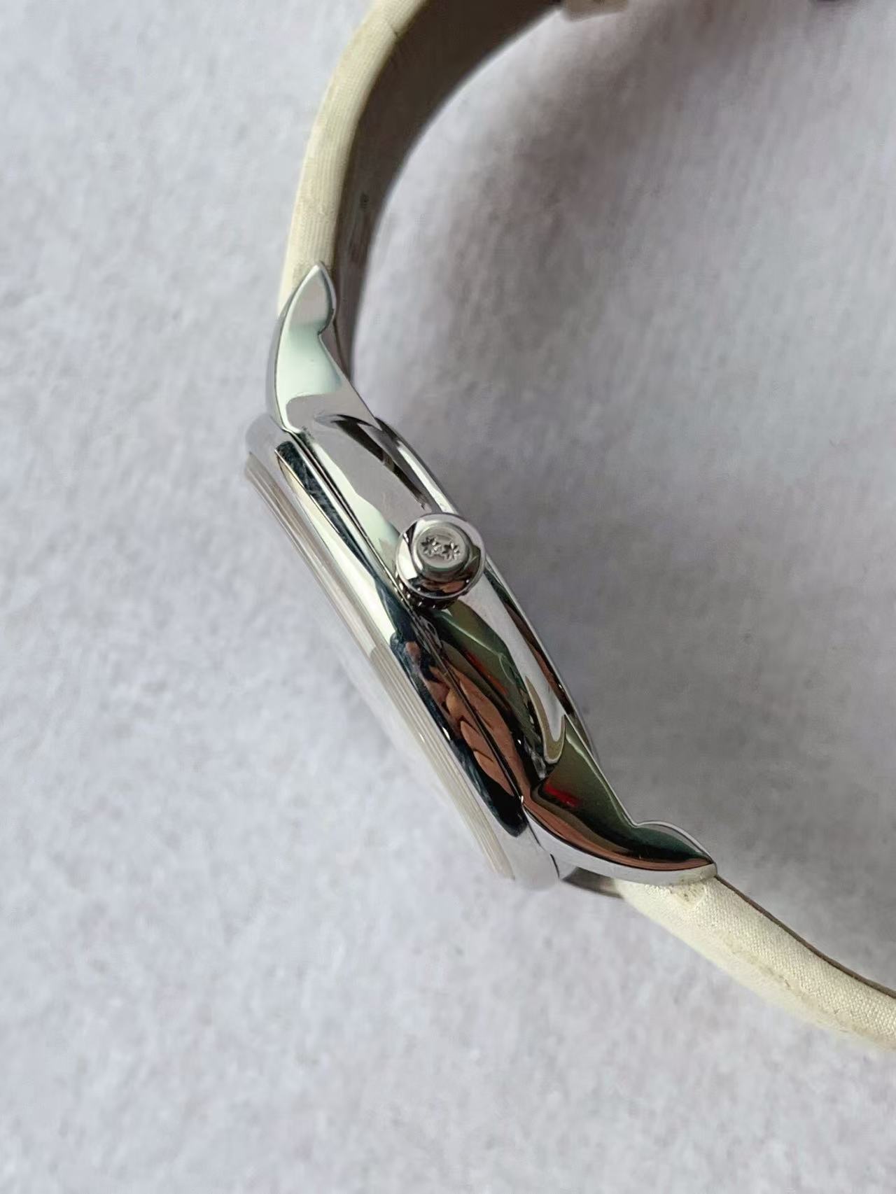 Jaquet-Droz J021010208 detail 7