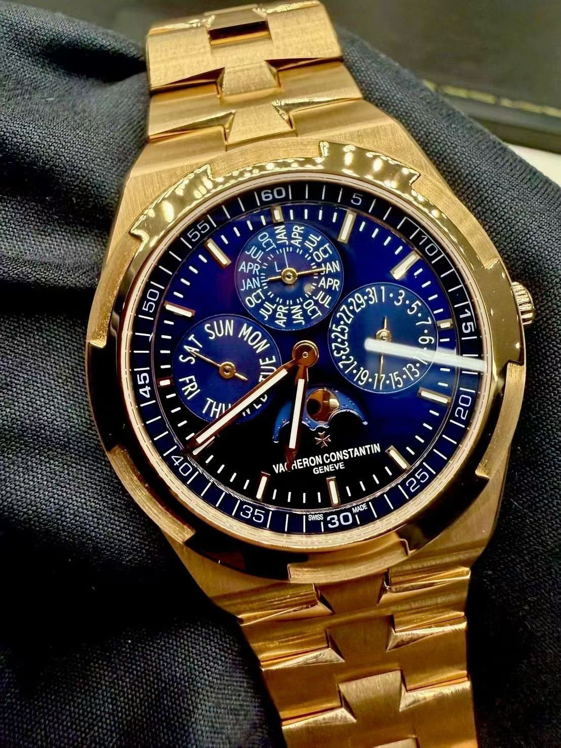 Vacheron Constantin 4300V / 120R-B509 detail 4