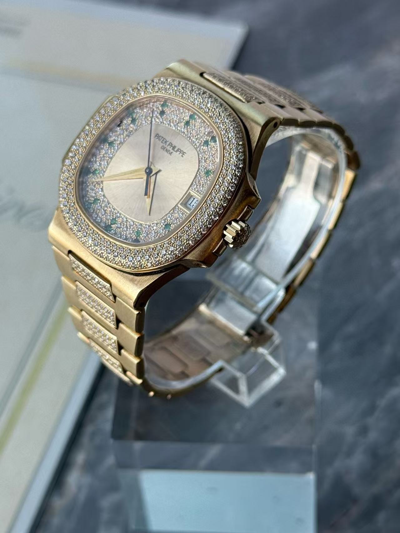 Patek Philippe 3800j detail 6