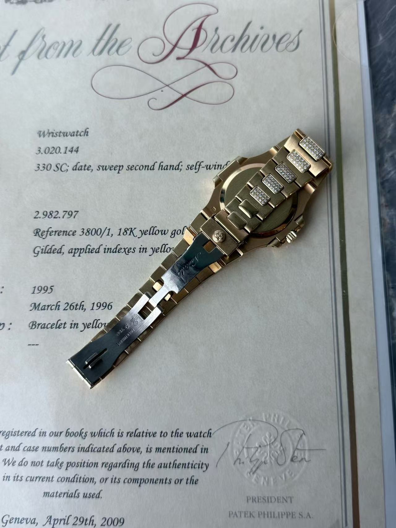 Patek Philippe 3800j detail 7