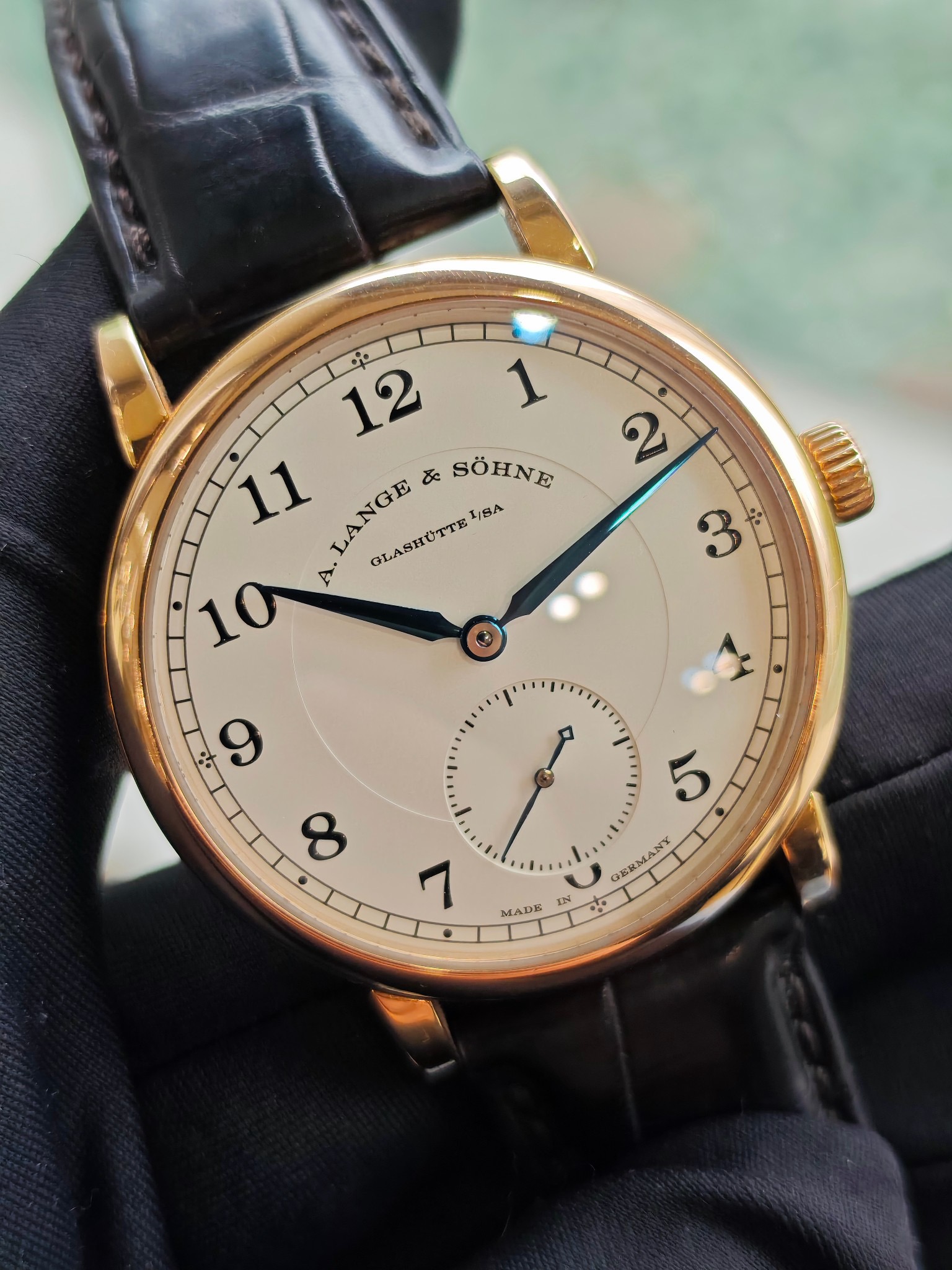 A. Lange & S&ouml;hne 235.032 detail 2