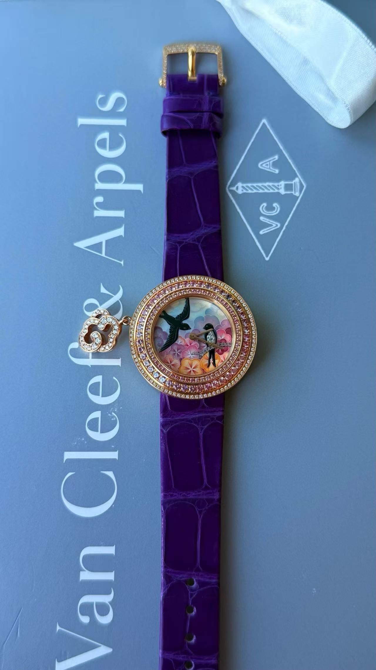 Van Cleef & Arpels VCARO4FU00 detail 1