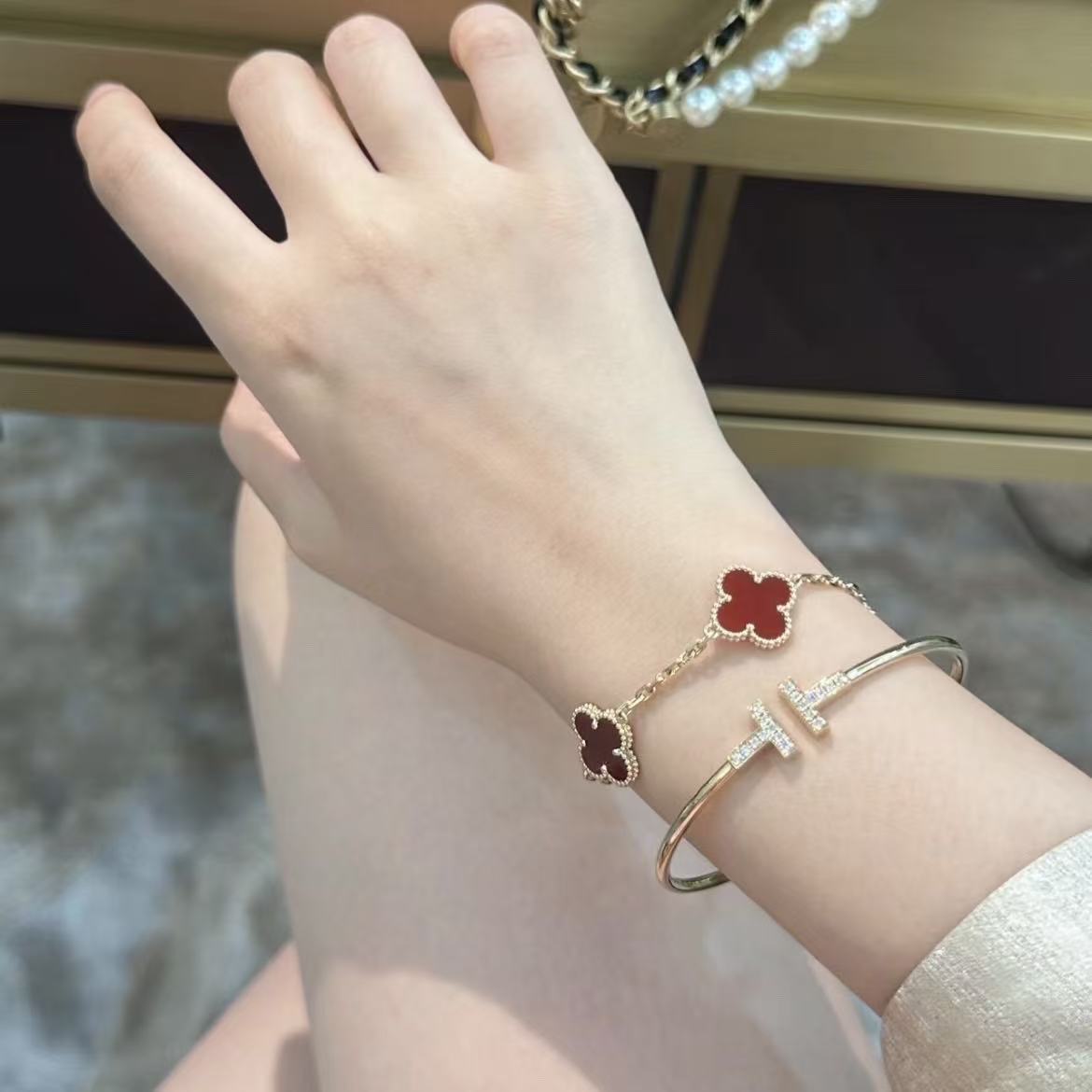 Tiffany detail 2