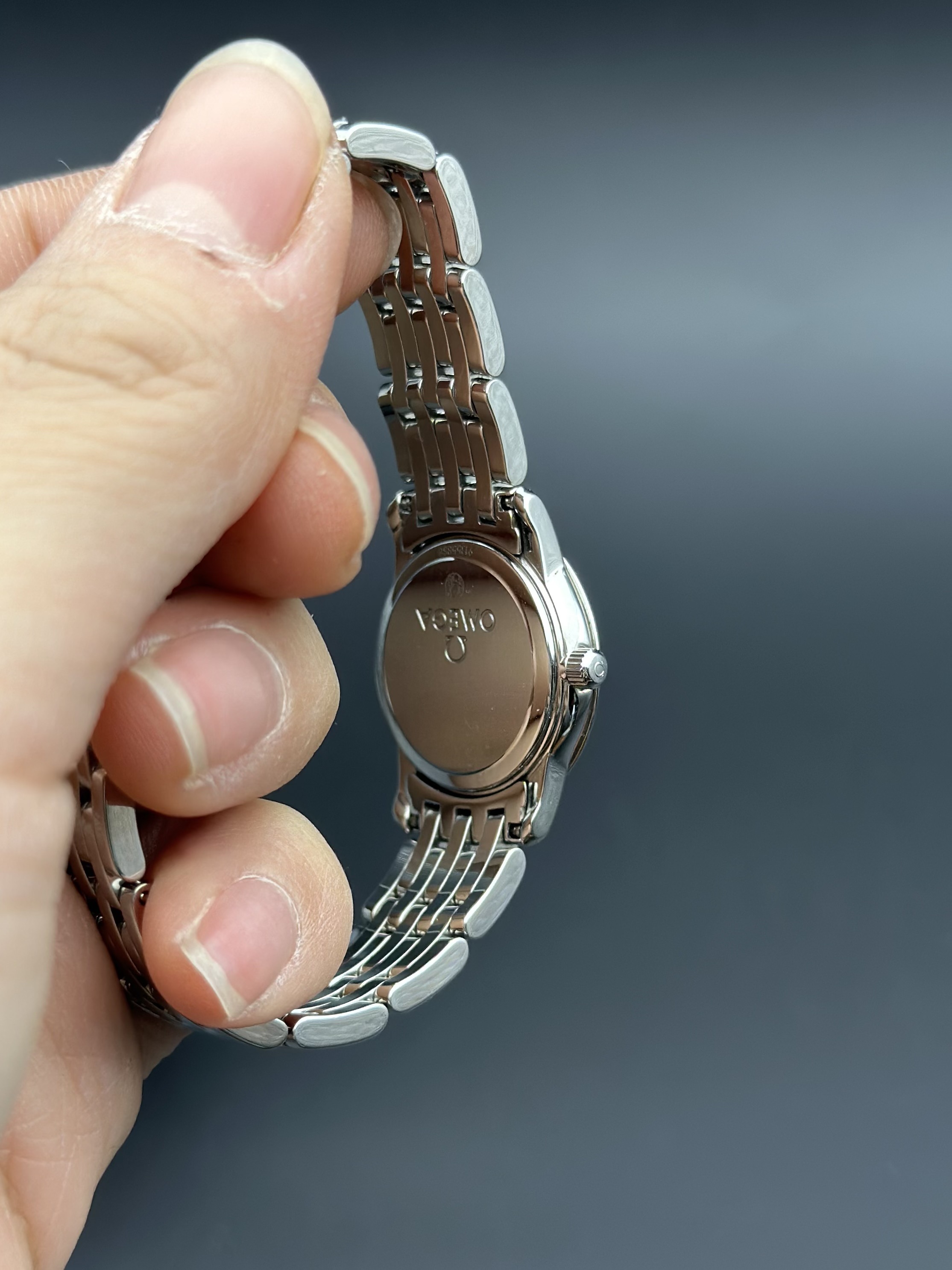 Omega 4575.75.00 detail 3