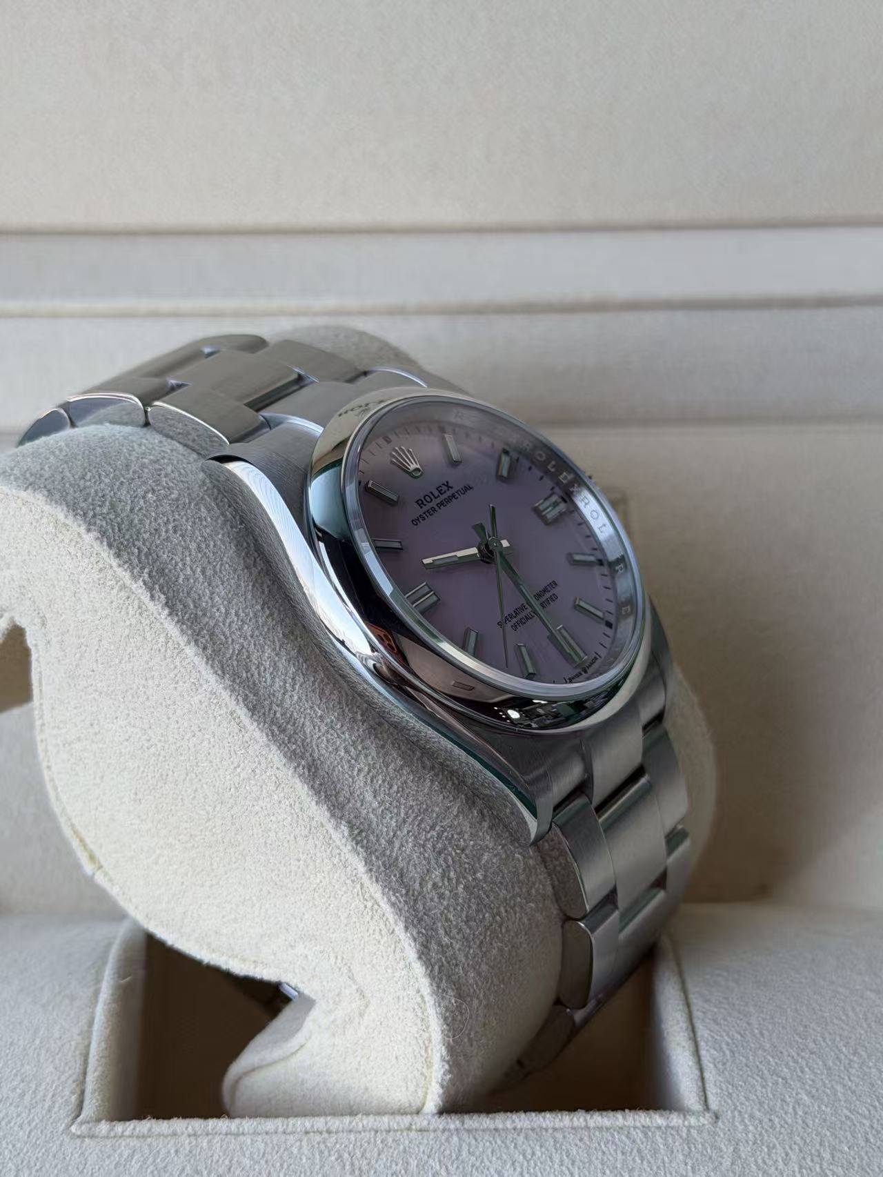 Rolex 126000 detail 4