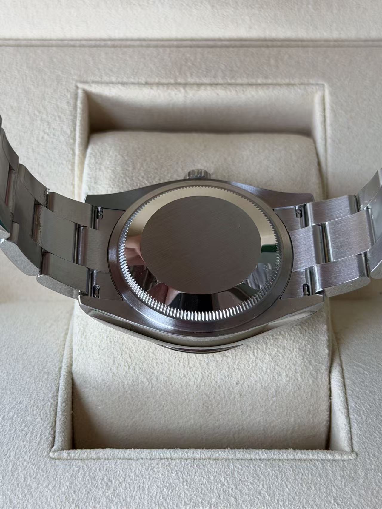 Rolex 126000 detail 3