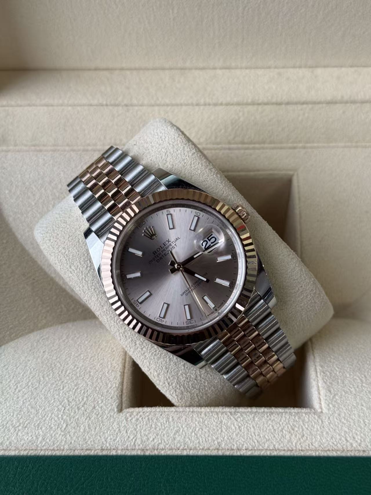 Rolex 126331 detail 2