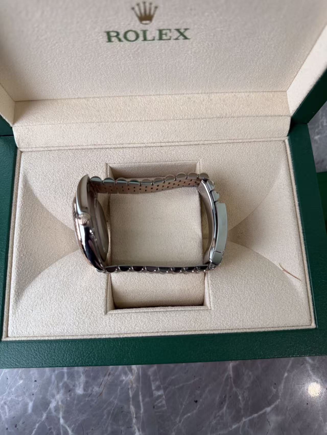 Rolex 126331 detail 6