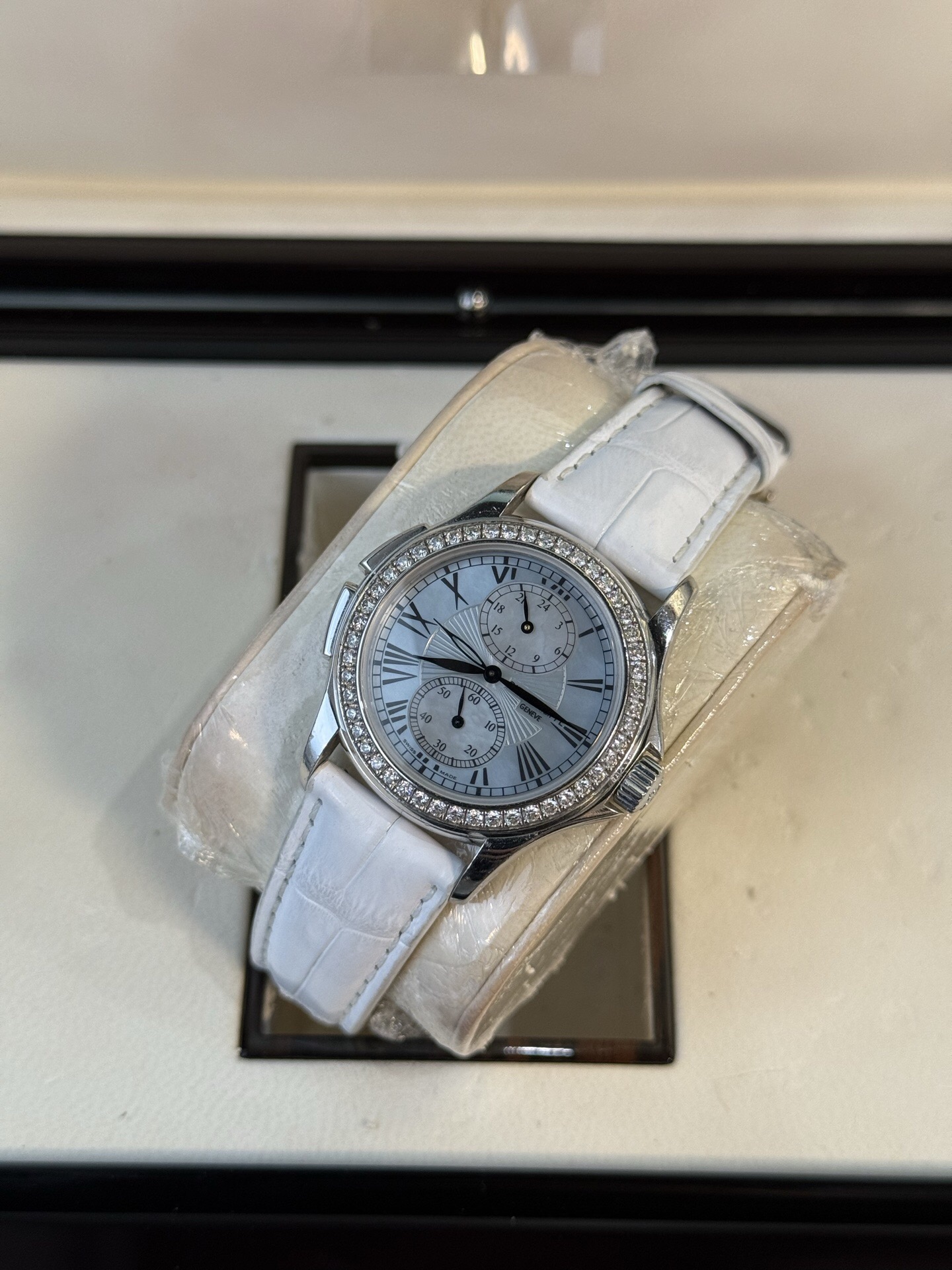 Patek Philippe 4934G-001 detail 1