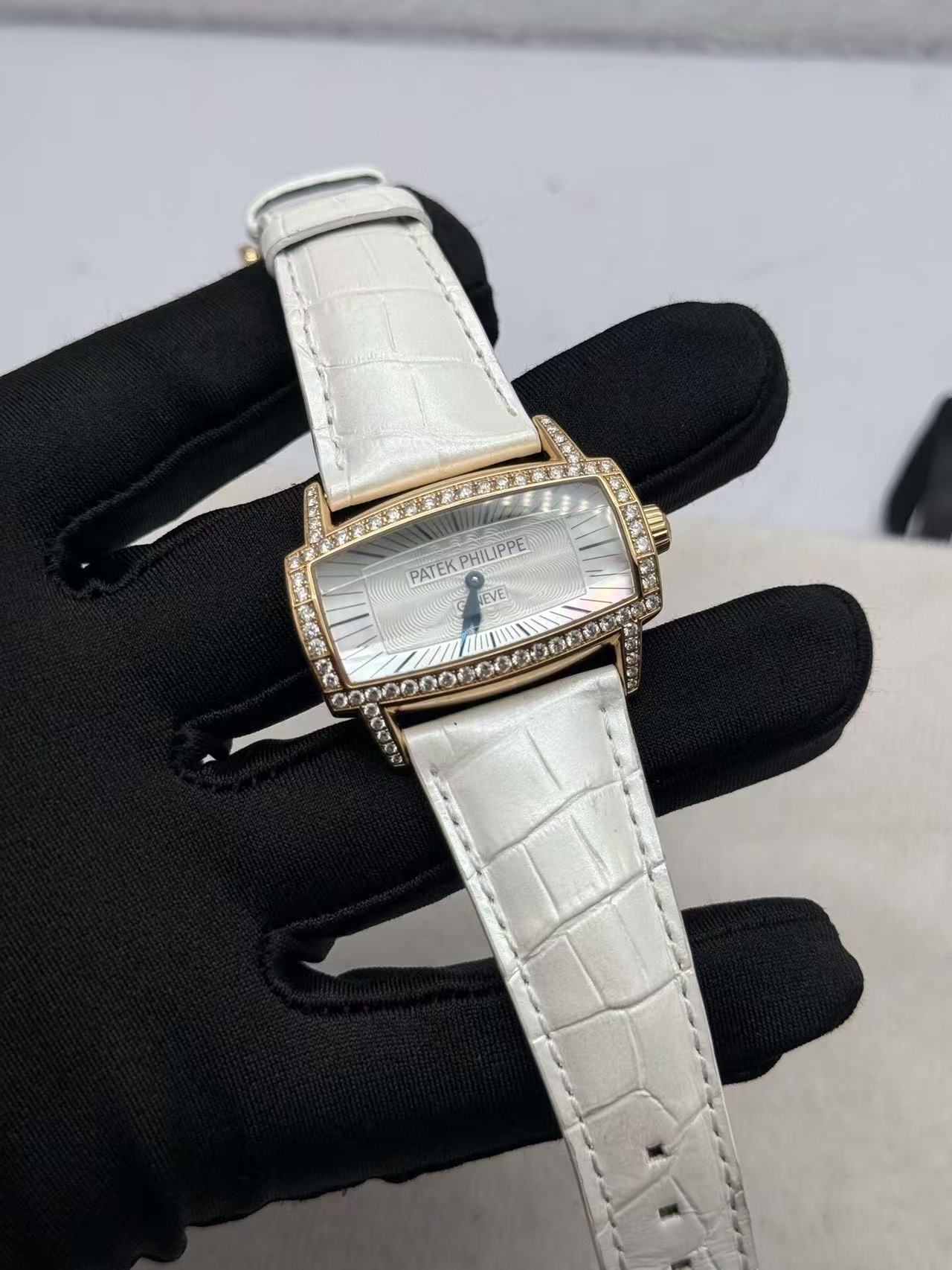 Patek Philippe 4980R-001 detail 6