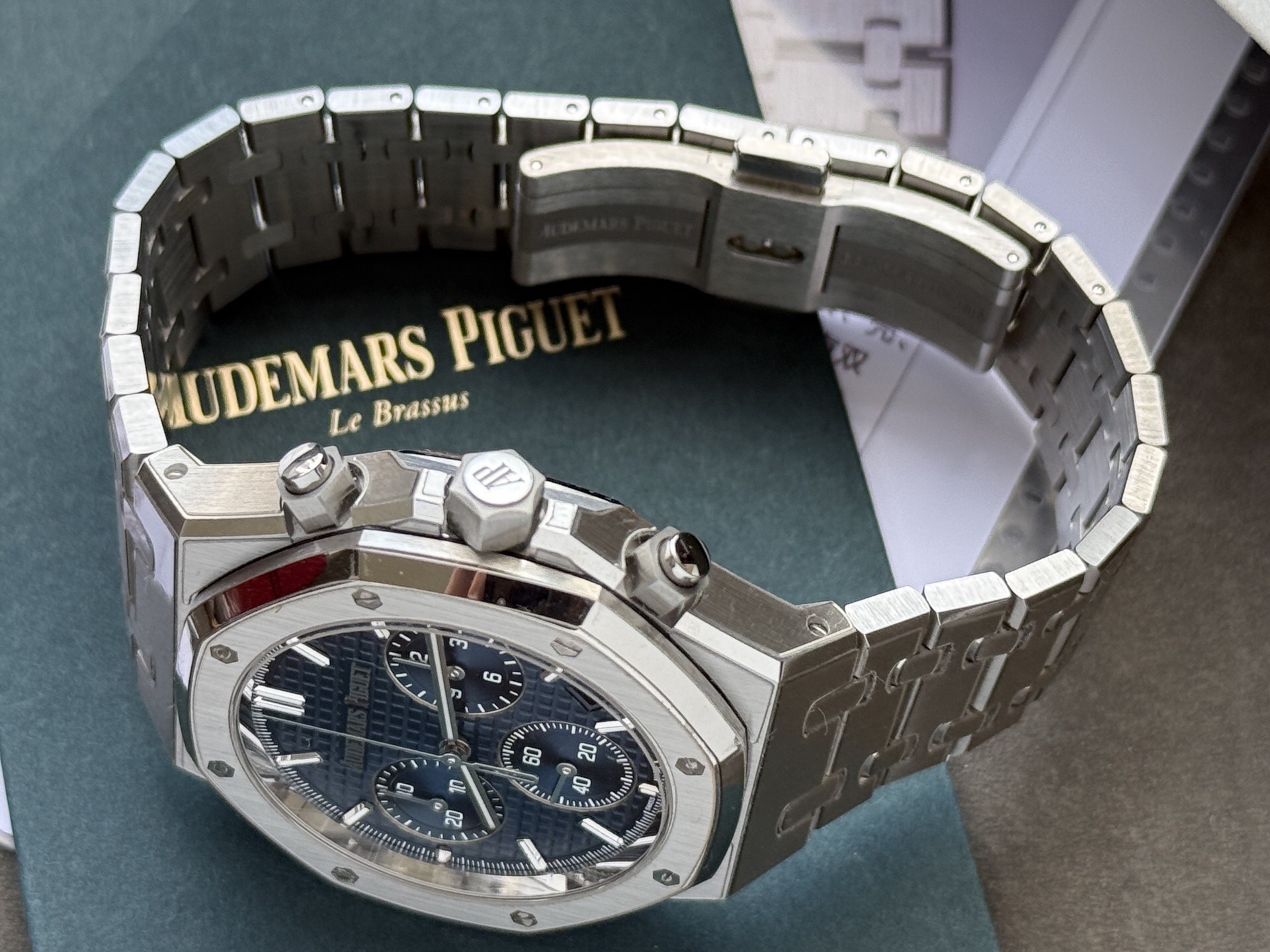 Audemars Piguet 26240ST detail 5