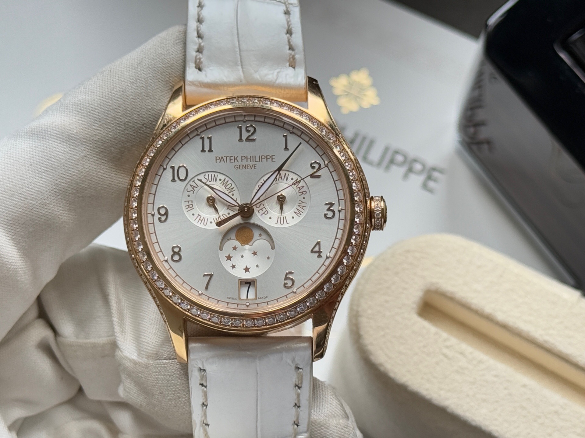 Patek Philippe 4947R-001