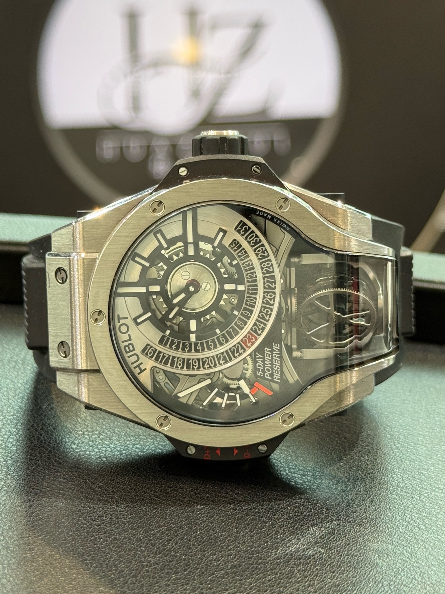 Hublot 909.NX.1120.RX detail 5