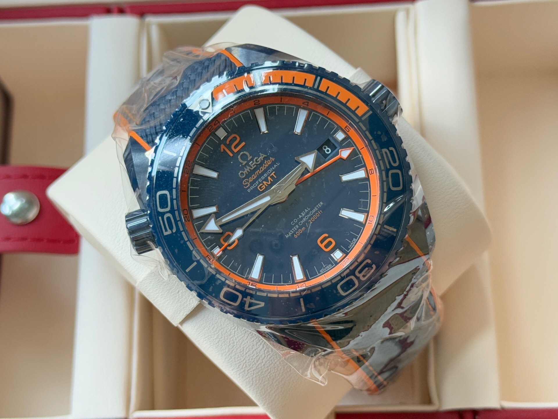 Omega 215.92.46.22.03.001 detail 5