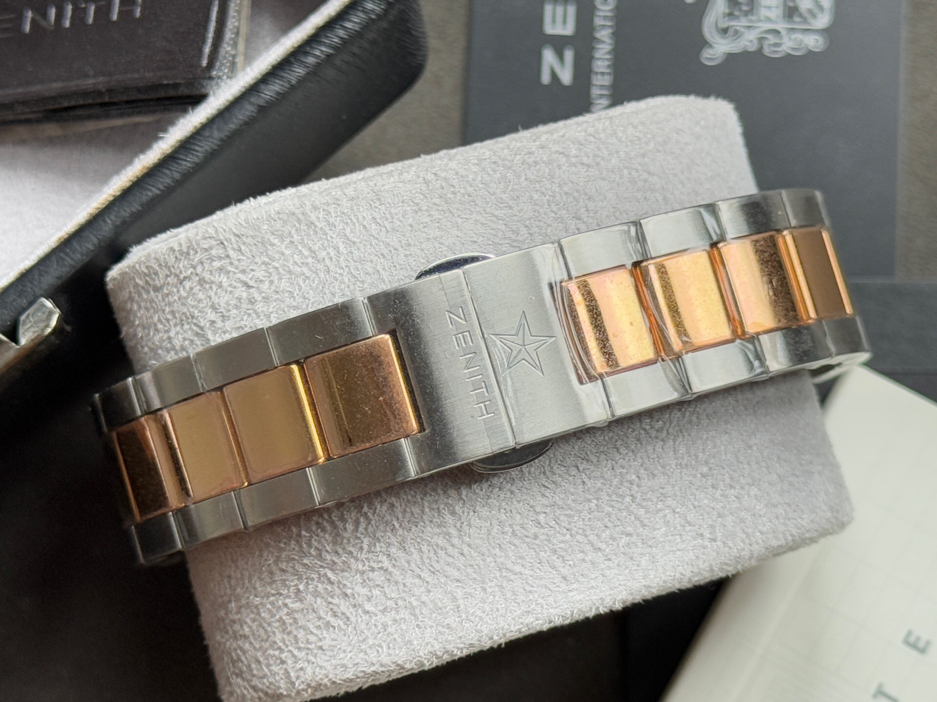 Zenith 51.2170.4650 / 01.M2170 detail 5