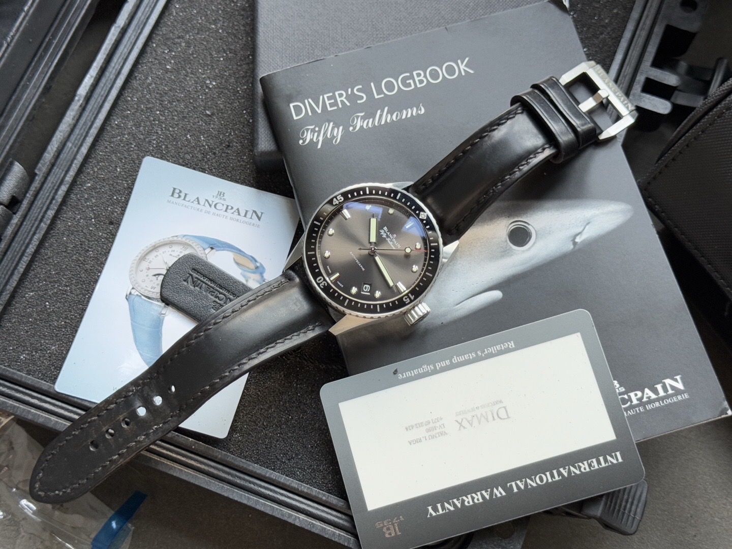 Blancpain 5000-1110-B52A detail 5