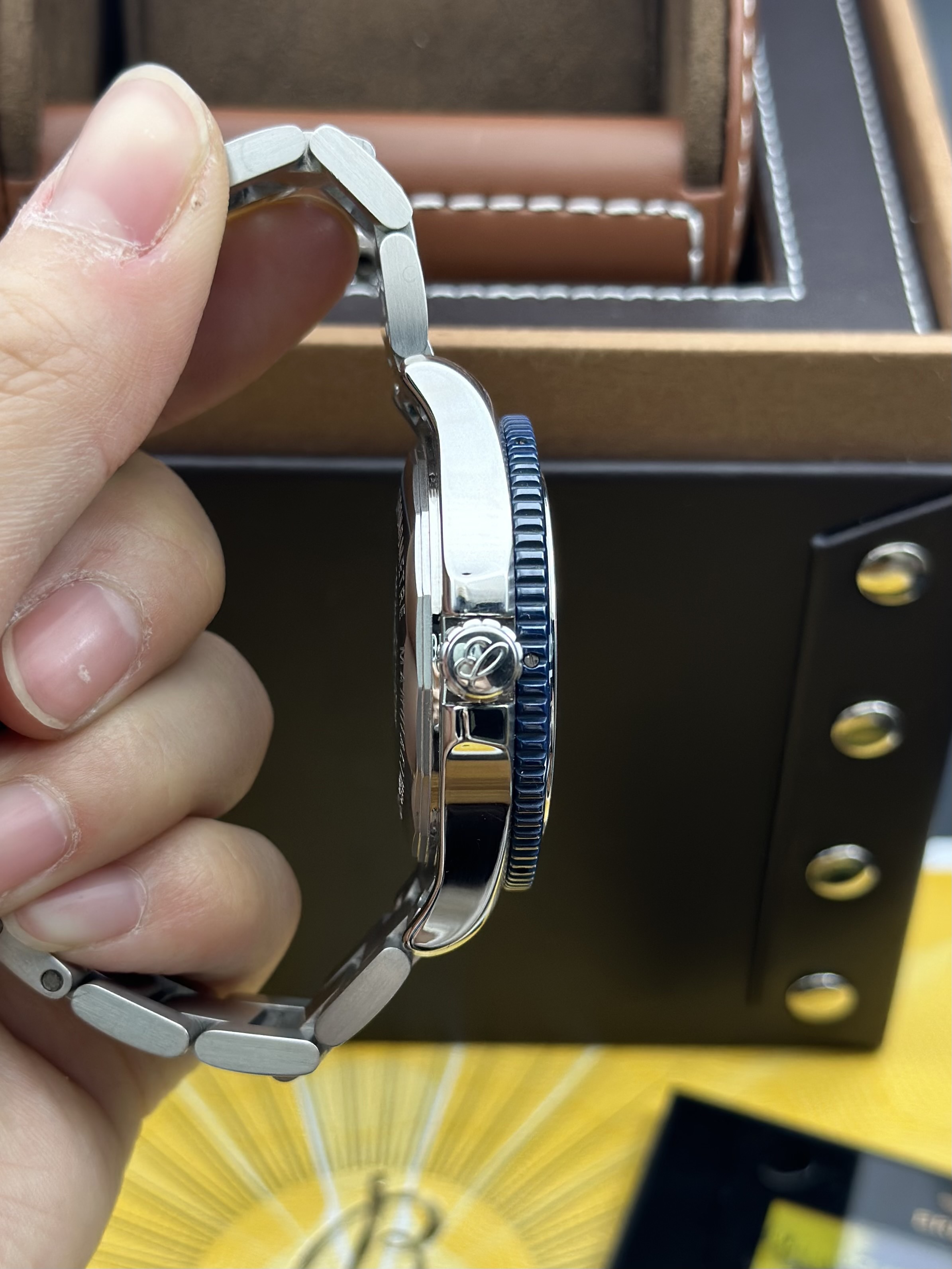 Breitling Y1739316 / C959 detail 3