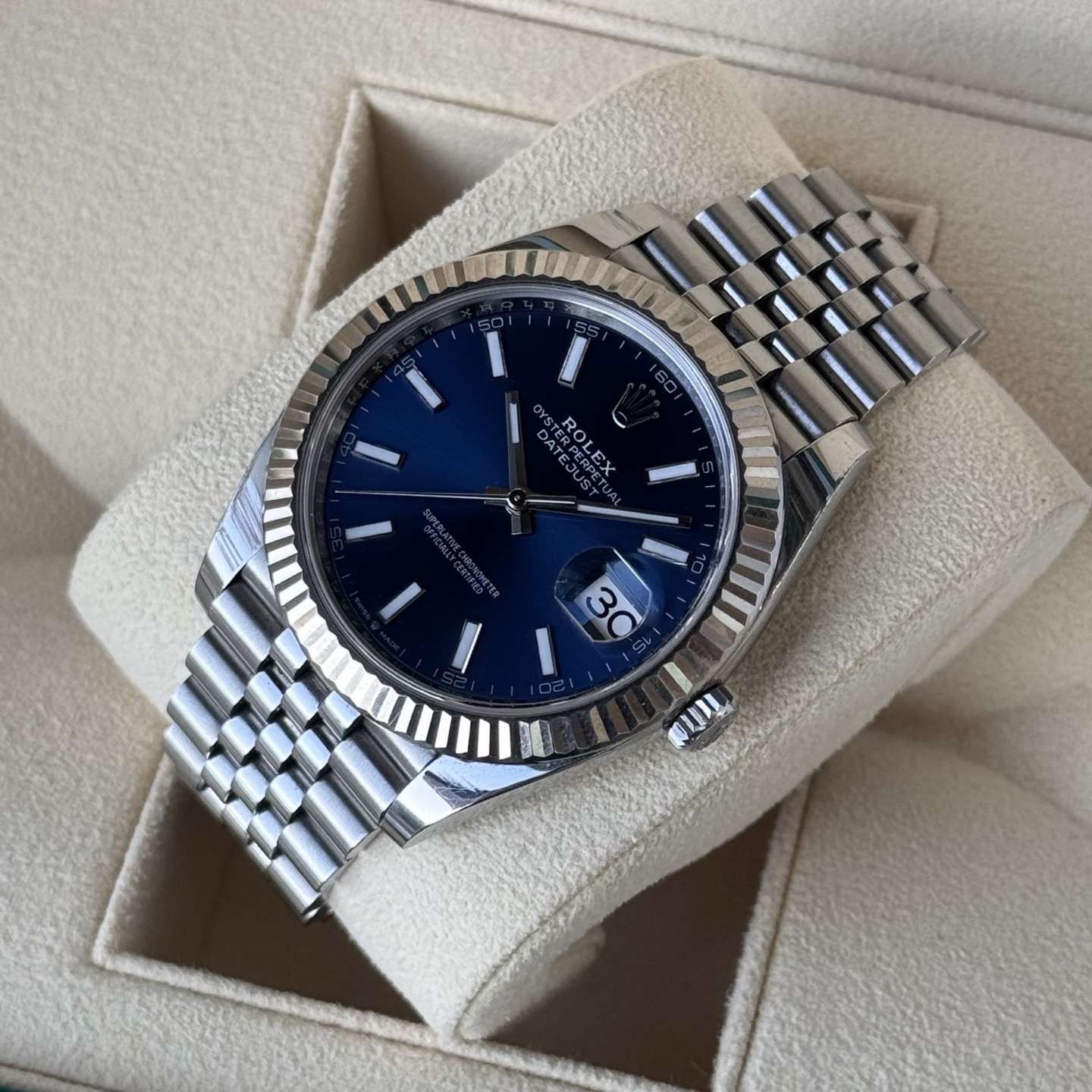 Rolex m126334-0002 detail 1