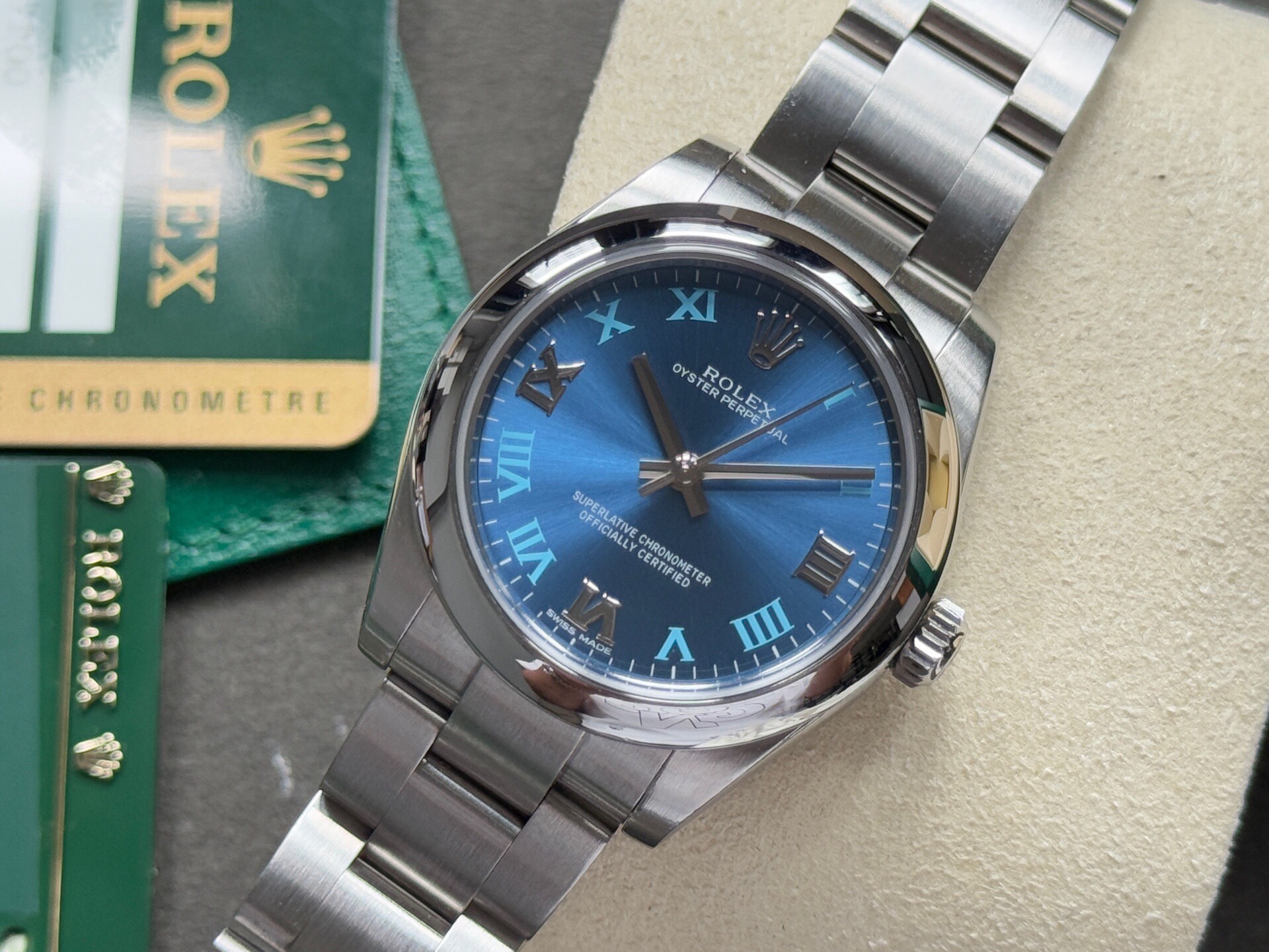 Rolex m177200-0009 detail 4