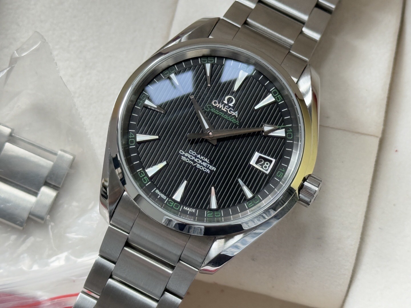 Omega 231.10.42.21.01.001 detail 5