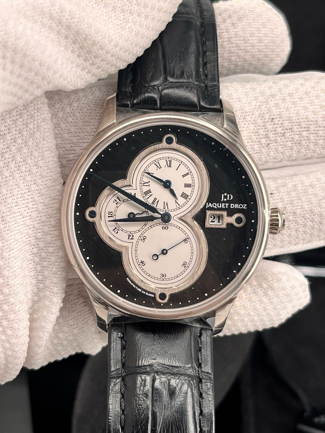 Jaquet-Droz J015134240 detail 2