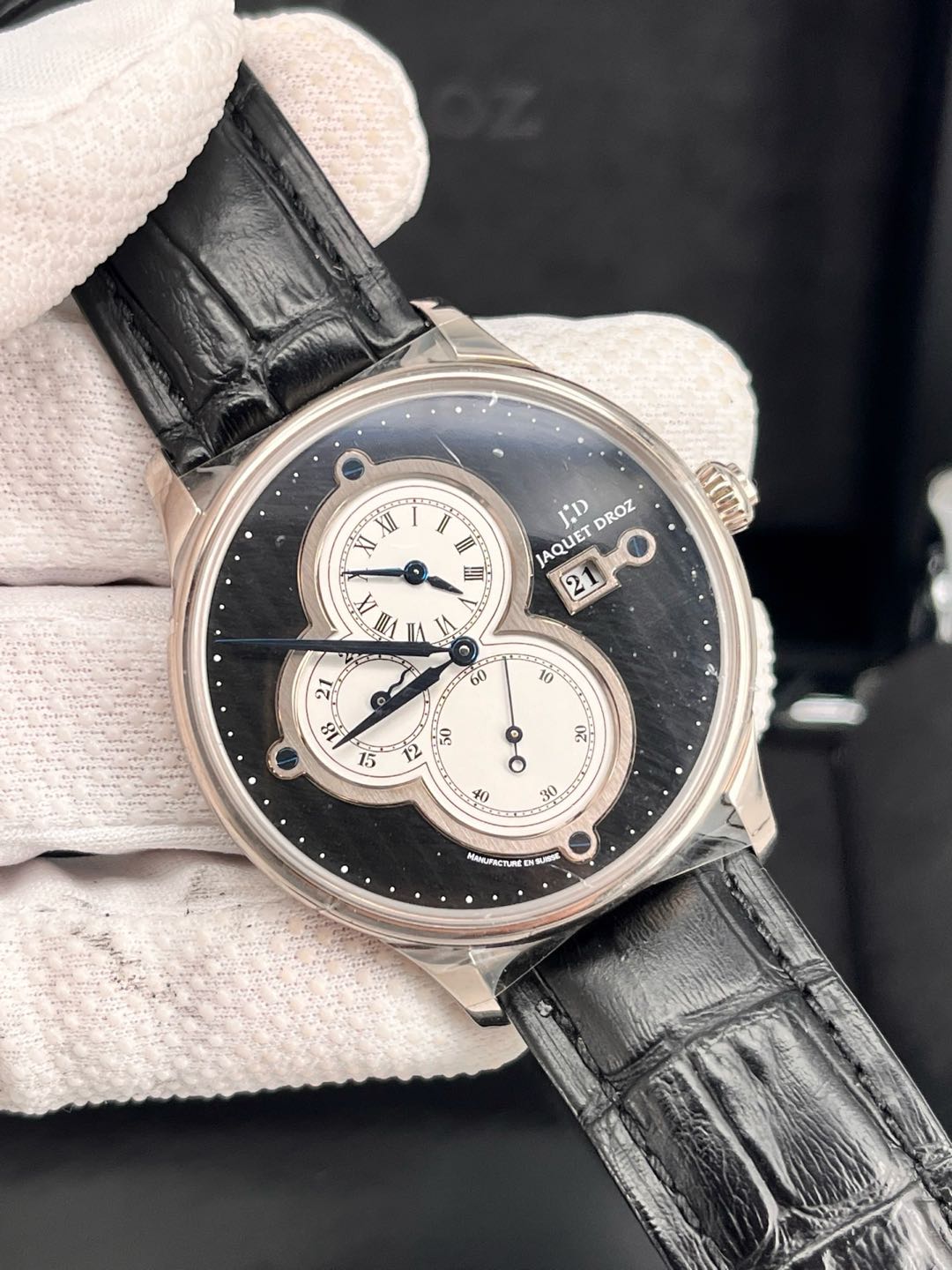 Jaquet-Droz J015134240 detail 3