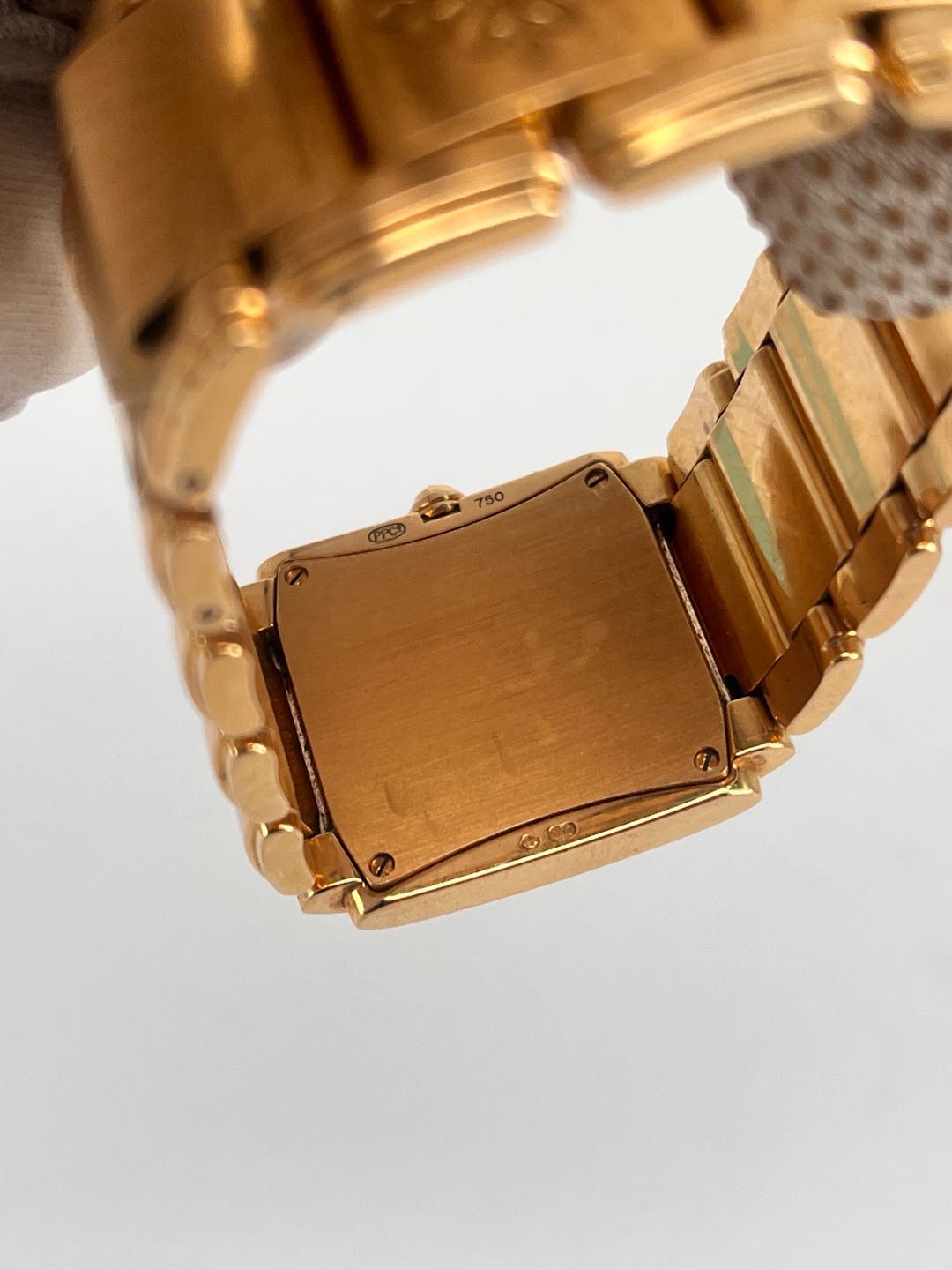 Patek Philippe 4910 / 11R-011 detail 4