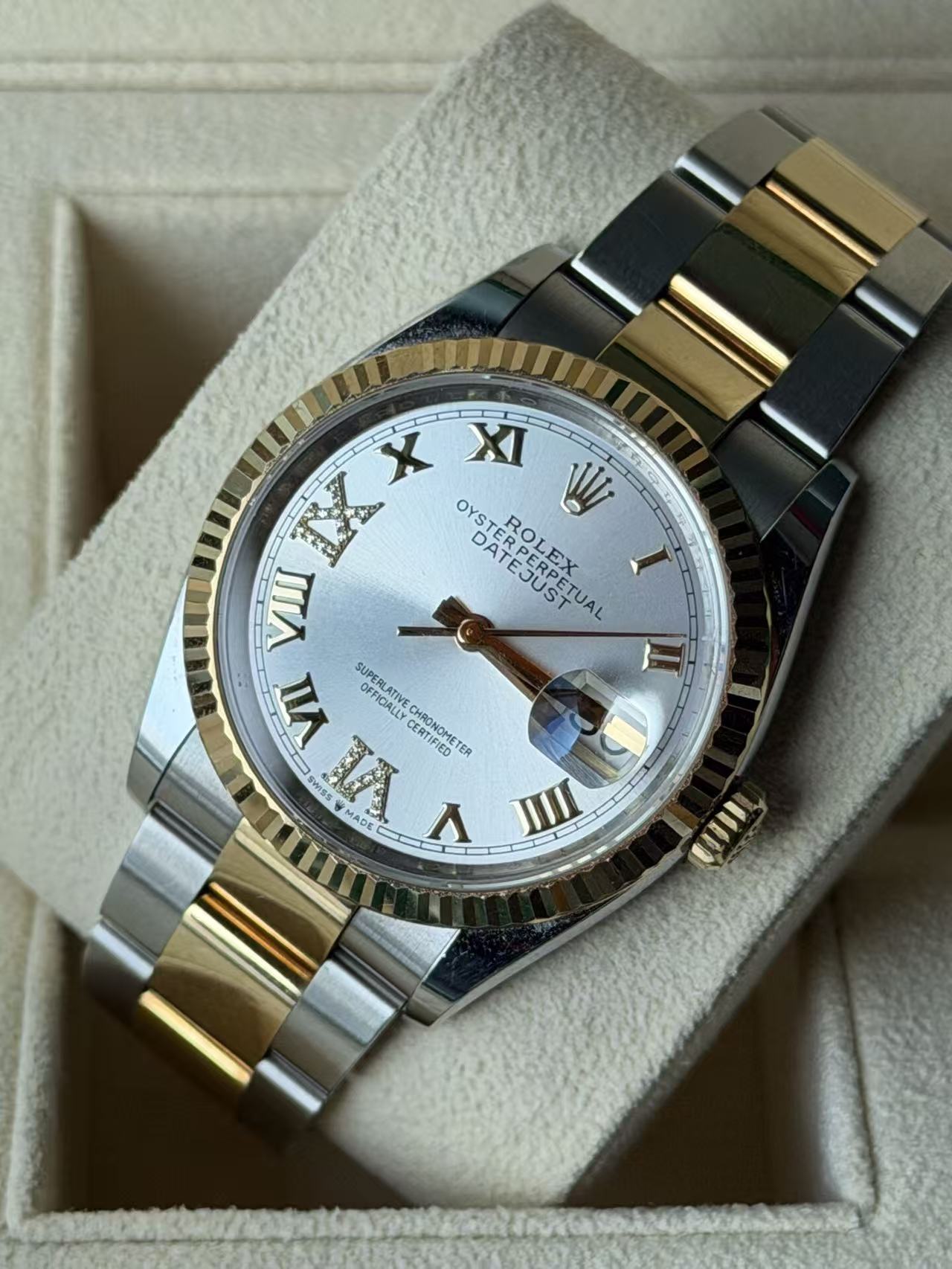 Rolex 126233-0032 detail 2