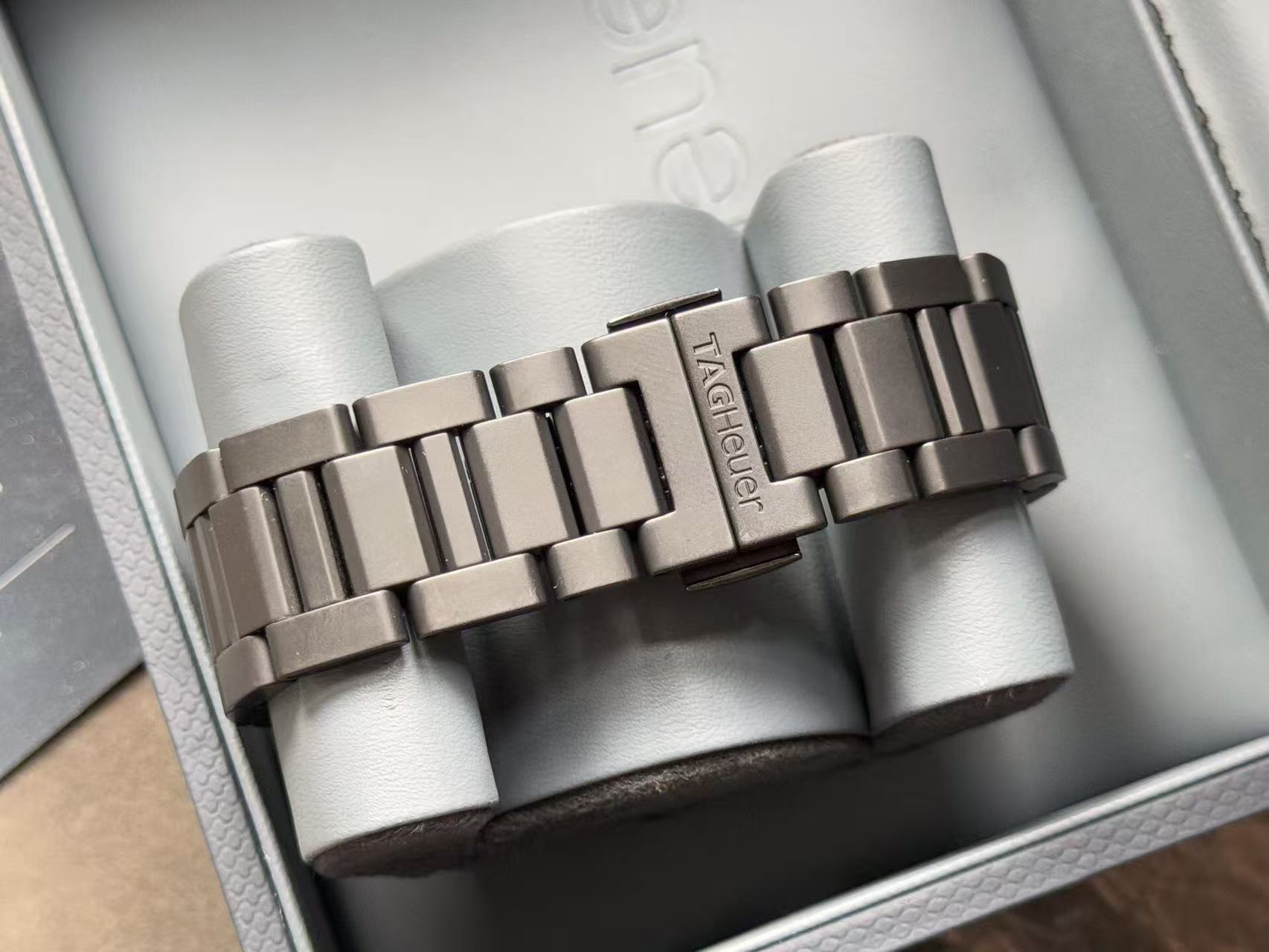 TAG Heuer CAR2A91.BH0742 detail 3