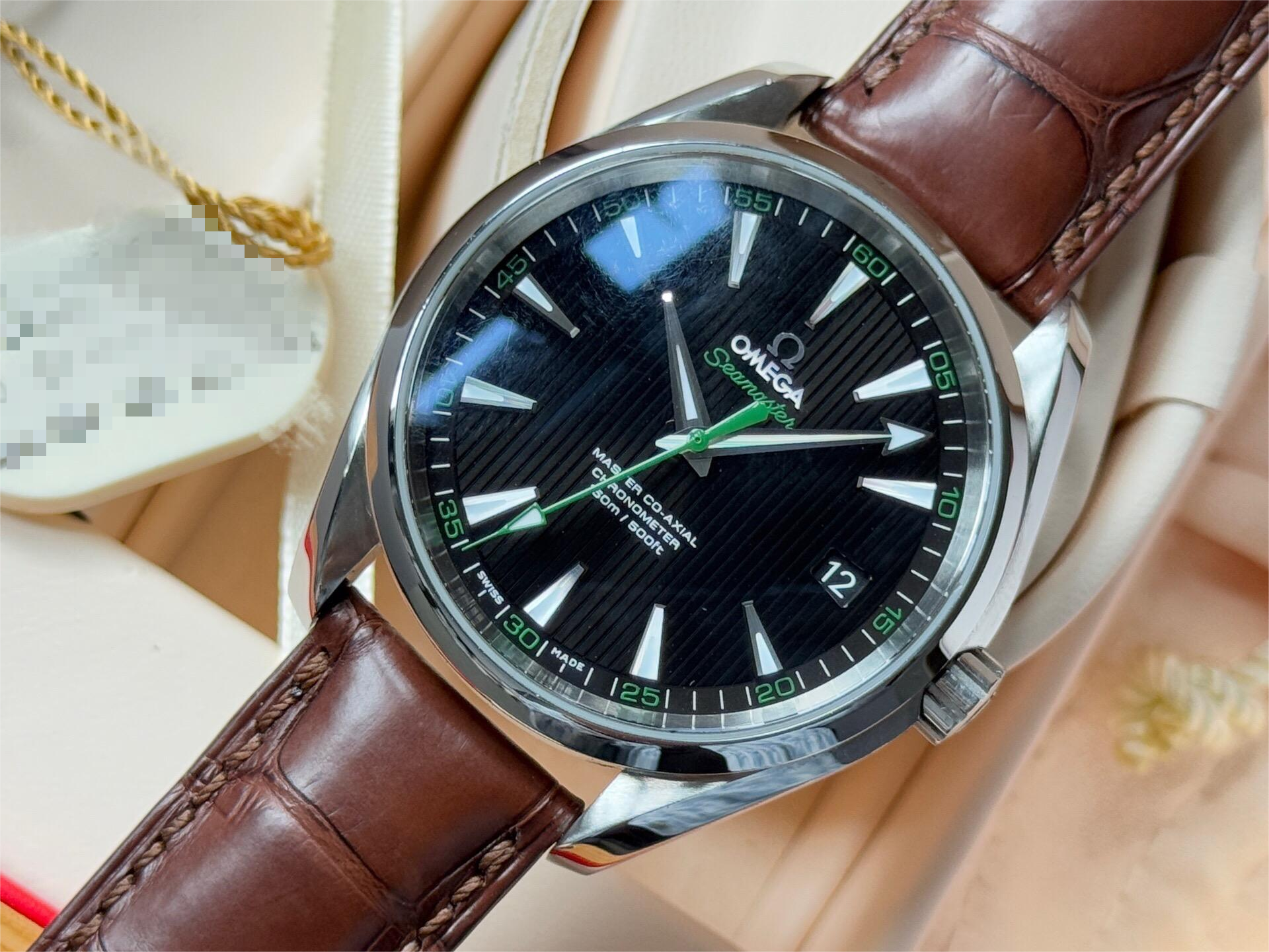 Omega 231.12.42.21.01.003 detail 4