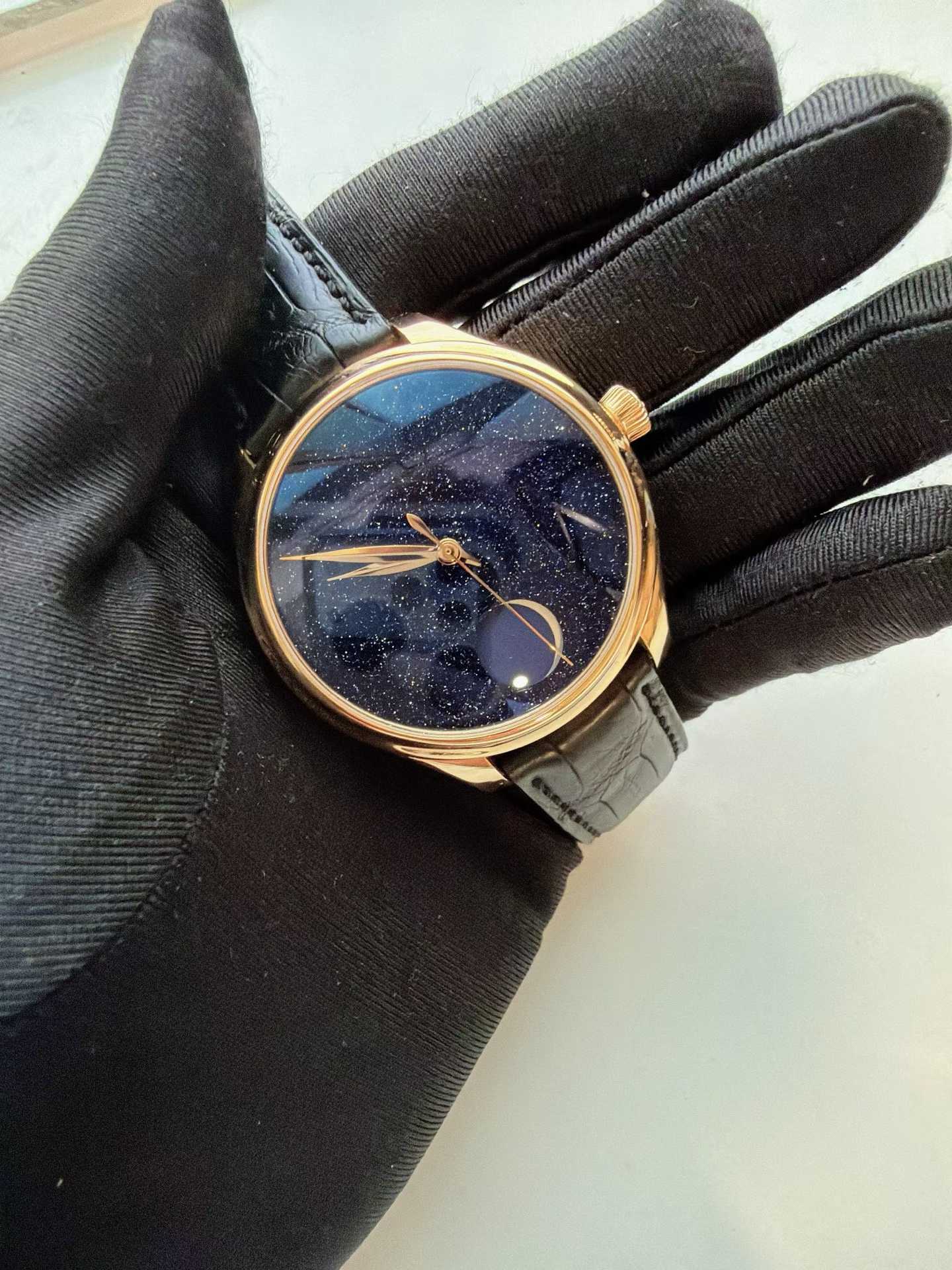 H.Moser & Cie() 1801-0402 detail 2