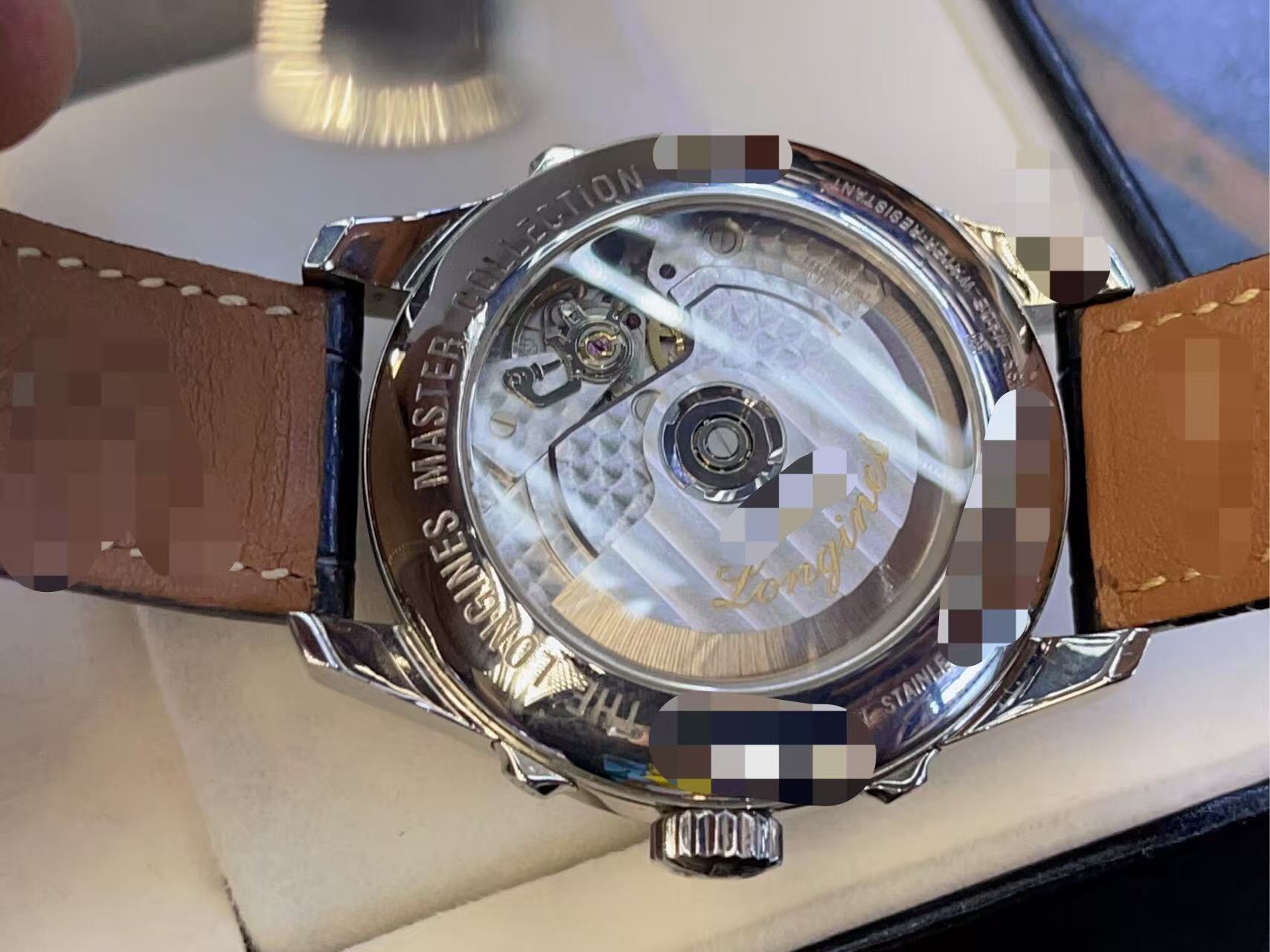 Longines L2.714.4.71.3 detail 2